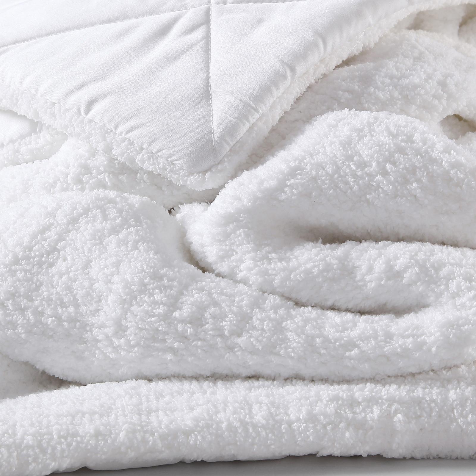 Snug Comforter 4 Snug Comforter