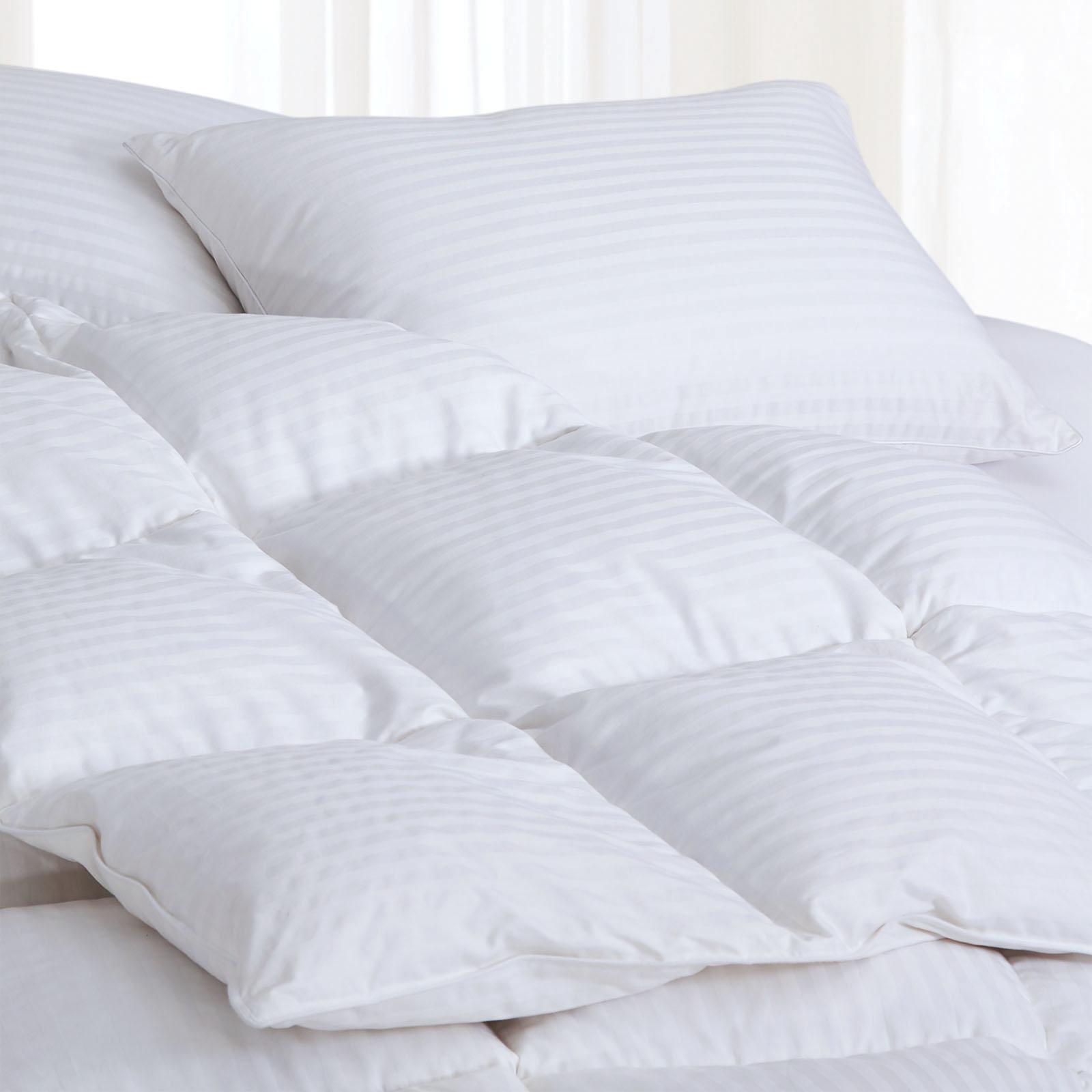 Superior 700 Fill Power European Goose Down Damask Comforter