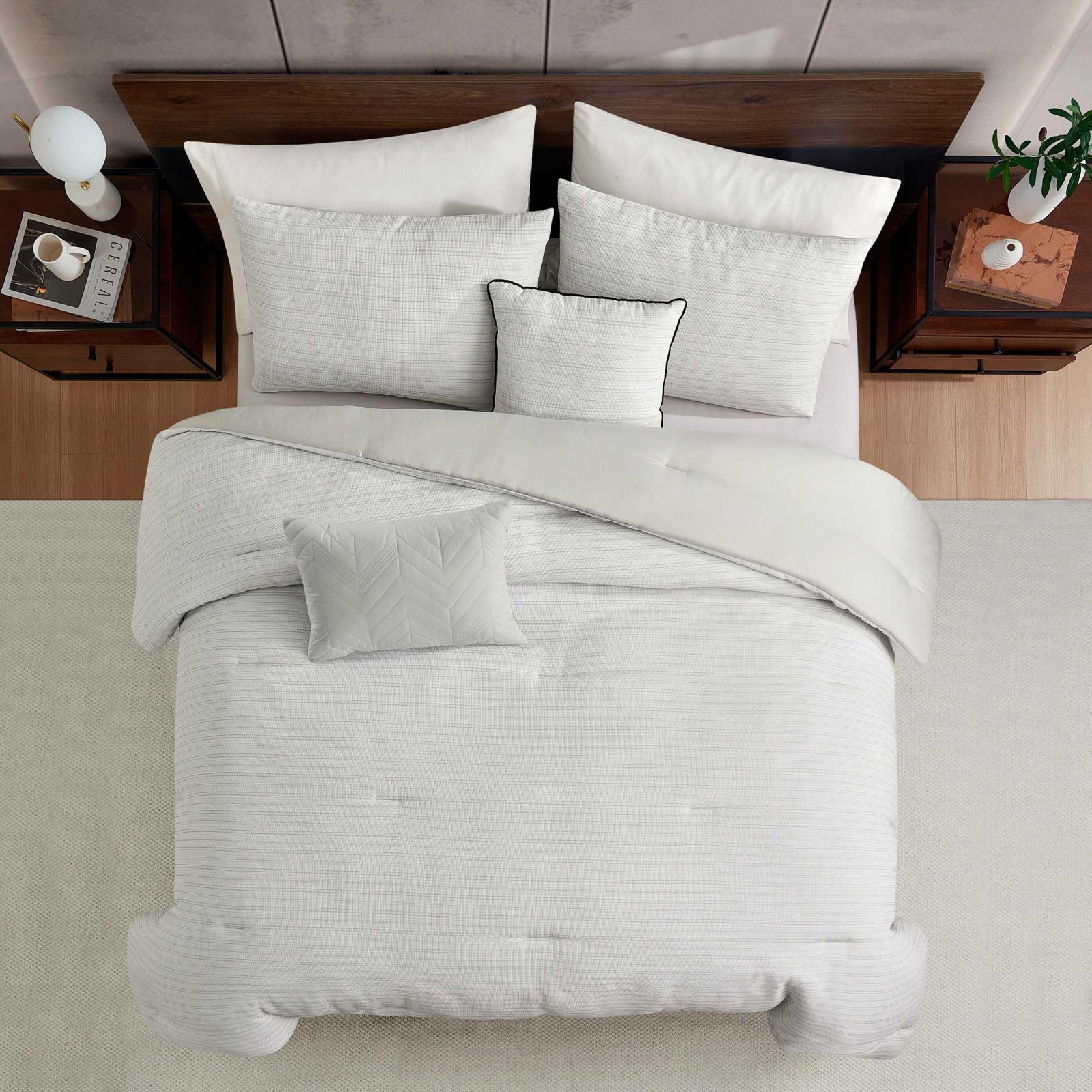 Space Dye Grid Waffle 5-Piece Comforter Set 5 Space Dye Grid Waffle 5-Piece Comforter Set