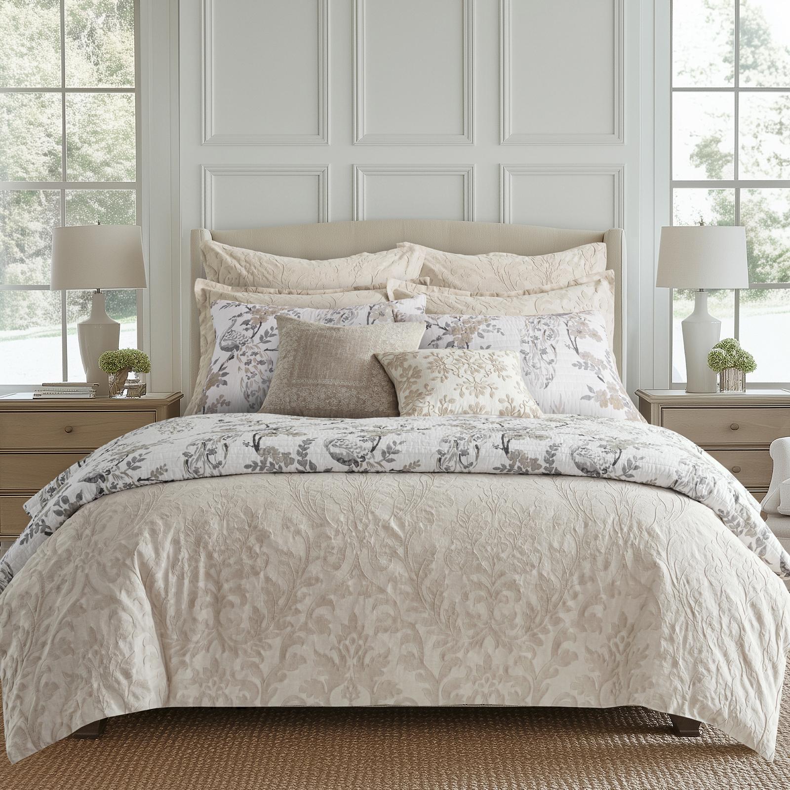 Alessio 3-Piece Comforter Set 4 Alessio 3-Piece Comforter Set