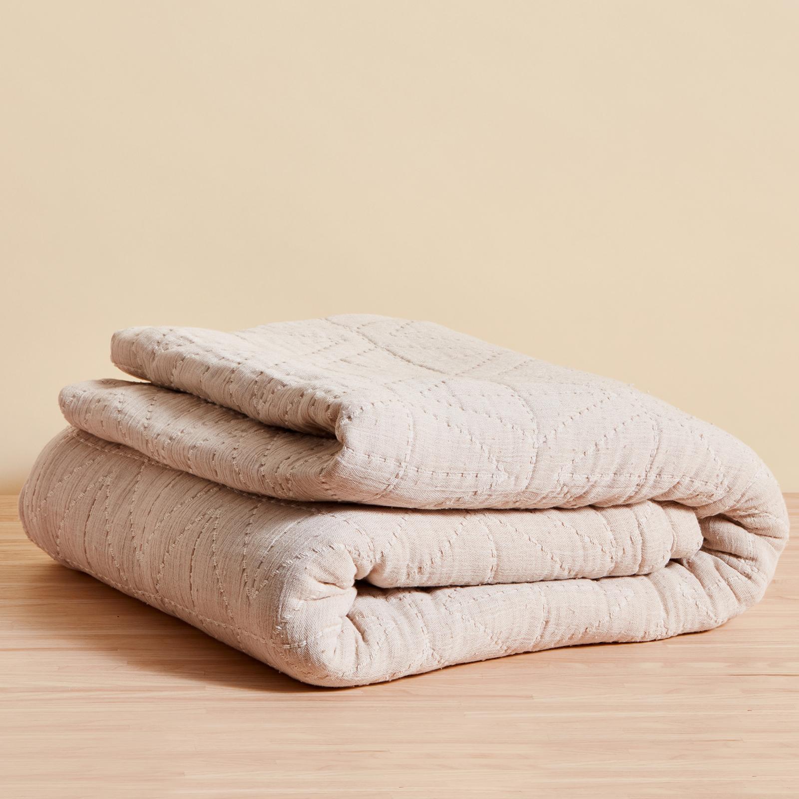 Arlo Blanket 3 Arlo Blanket