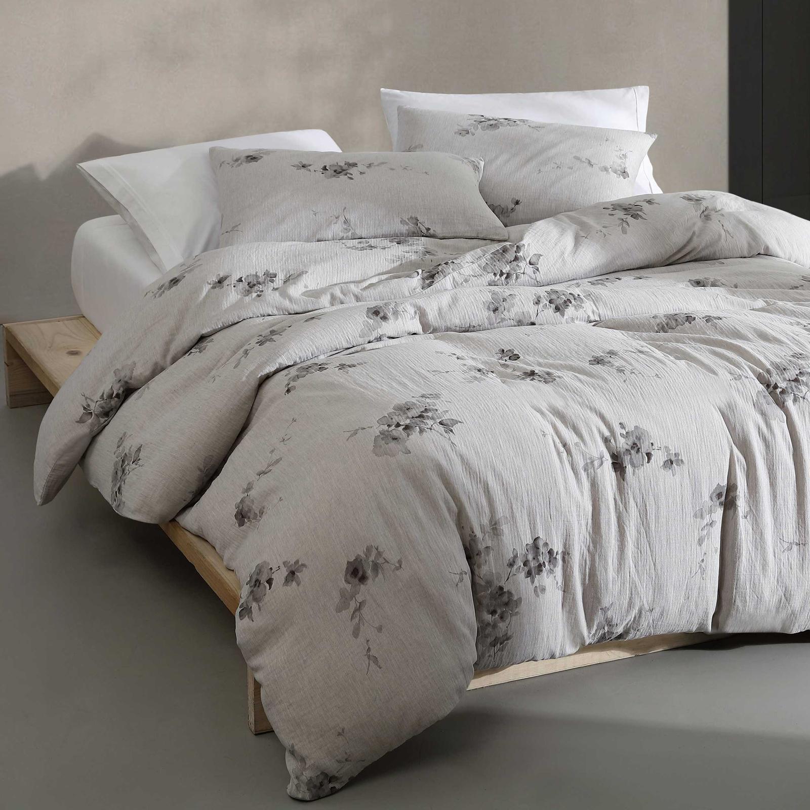 Aquarelle 3-Piece Comforter Set