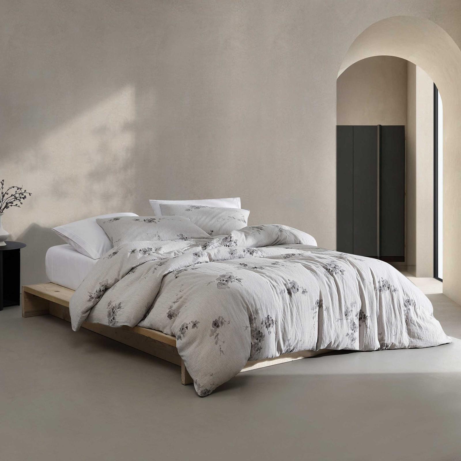 Aquarelle 3-Piece Comforter Set 7 Aquarelle 3-Piece Comforter Set
