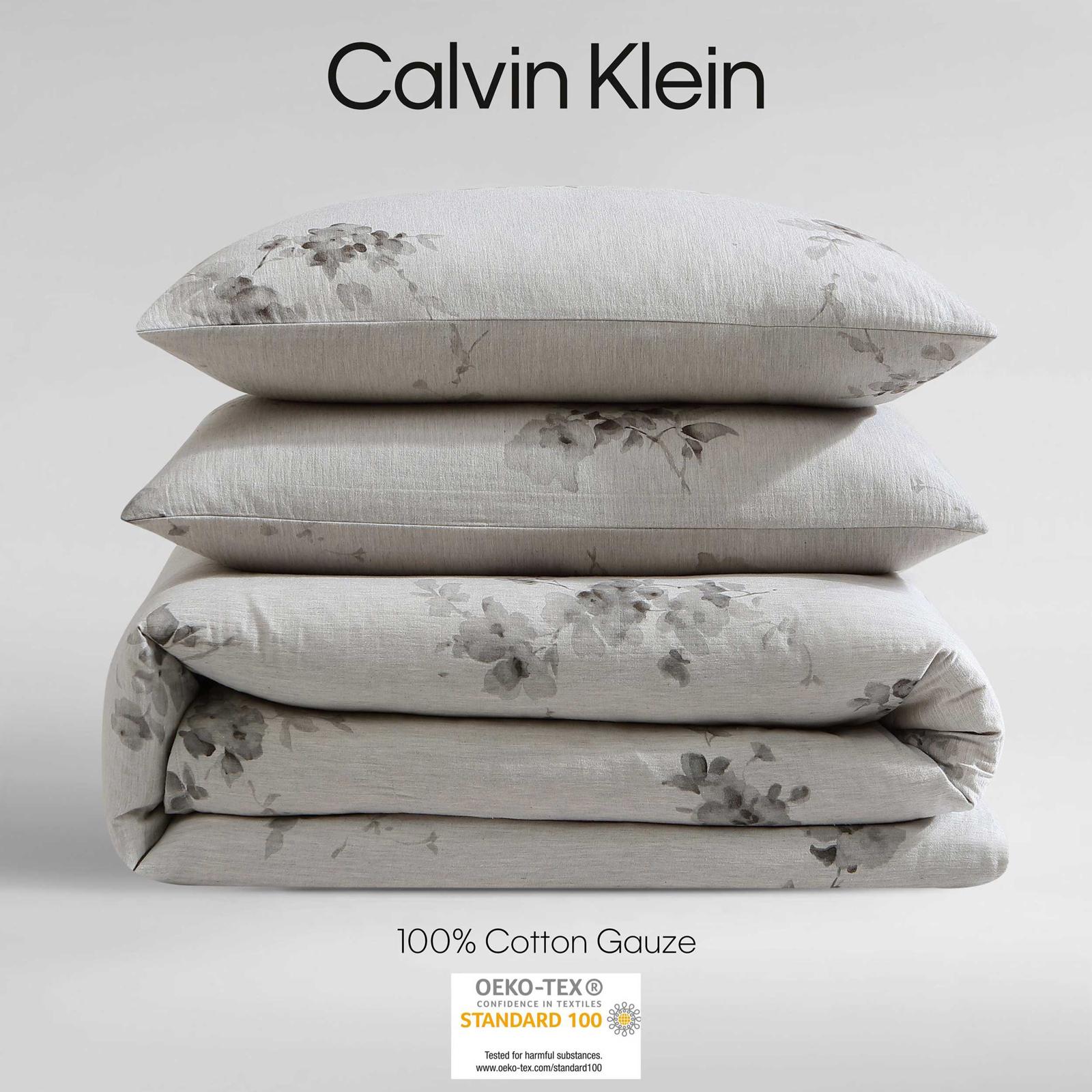 Aquarelle 3-Piece Comforter Set 8 Aquarelle 3-Piece Comforter Set