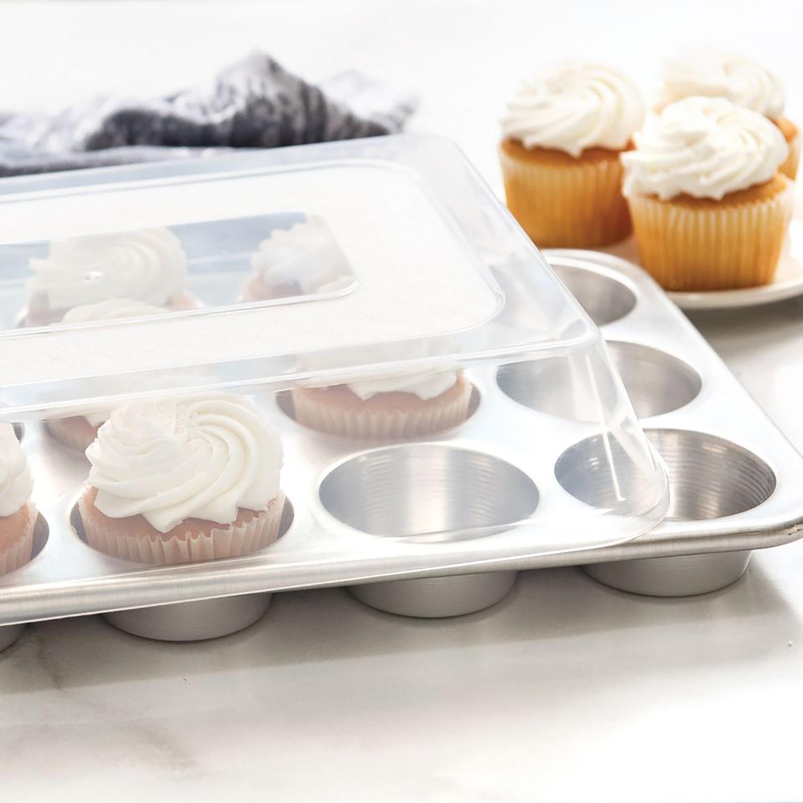 Naturals 12 Cavity Muffin Pan With High-Domed Lid 16 Naturals 12 Cavity Muffin Pan With High-Domed Lid