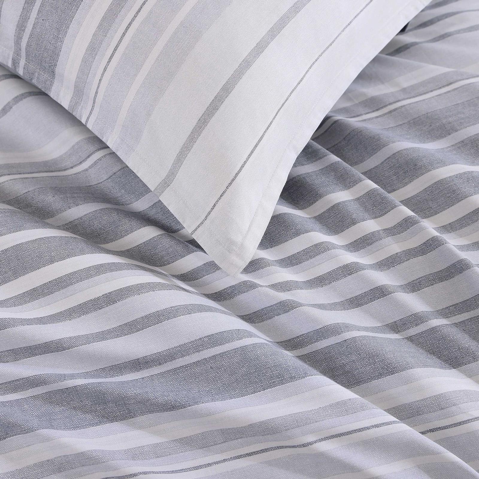 Bold Stripe Textured Cotton Percale 3-Piece Duvet Set 5 Bold Stripe Textured Cotton Percale 3-Piece Duvet Set