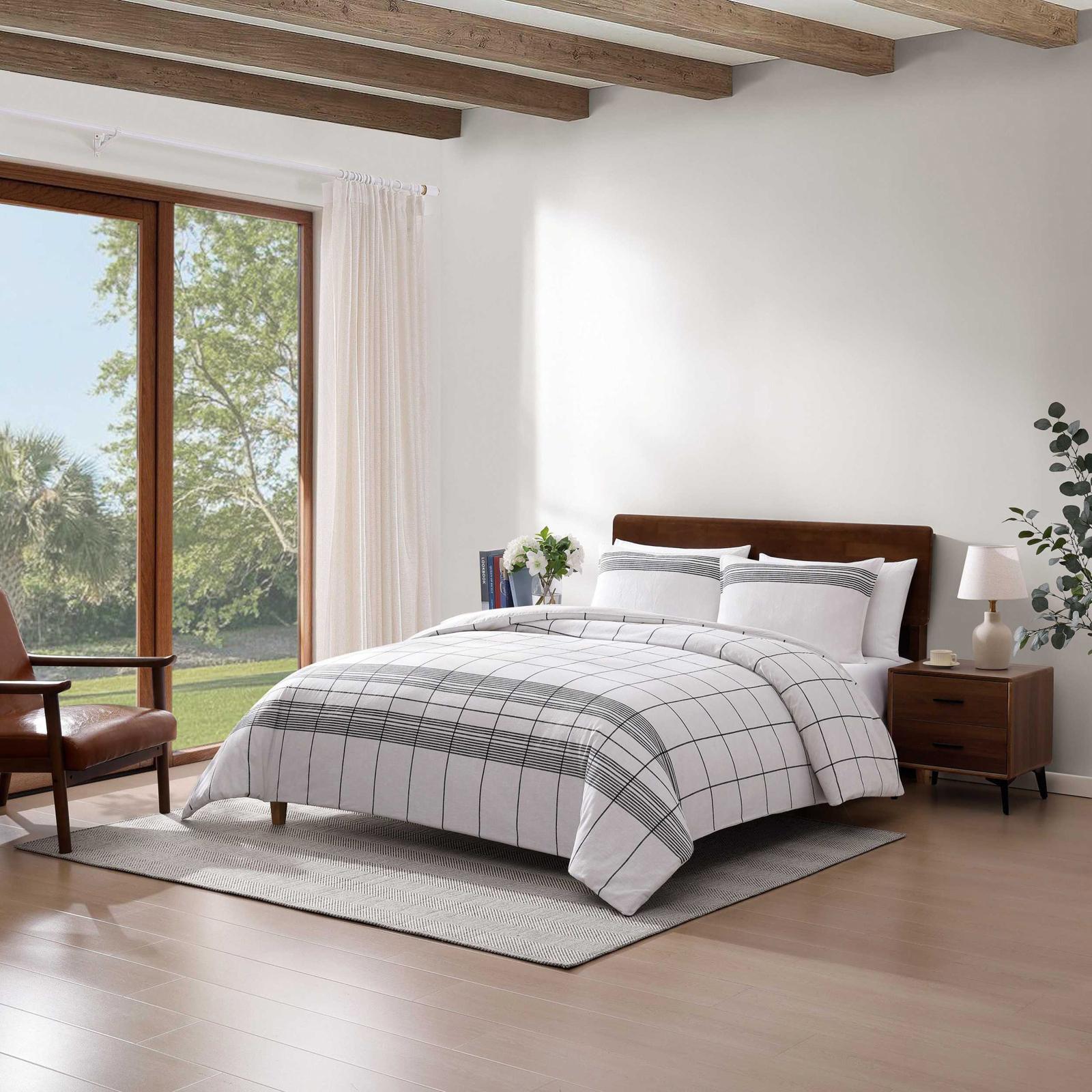 Brooklyn Heights Stripe Cotton 3-Piece Comforter Set 8 Brooklyn Heights Stripe Cotton 3-Piece Comforter Set