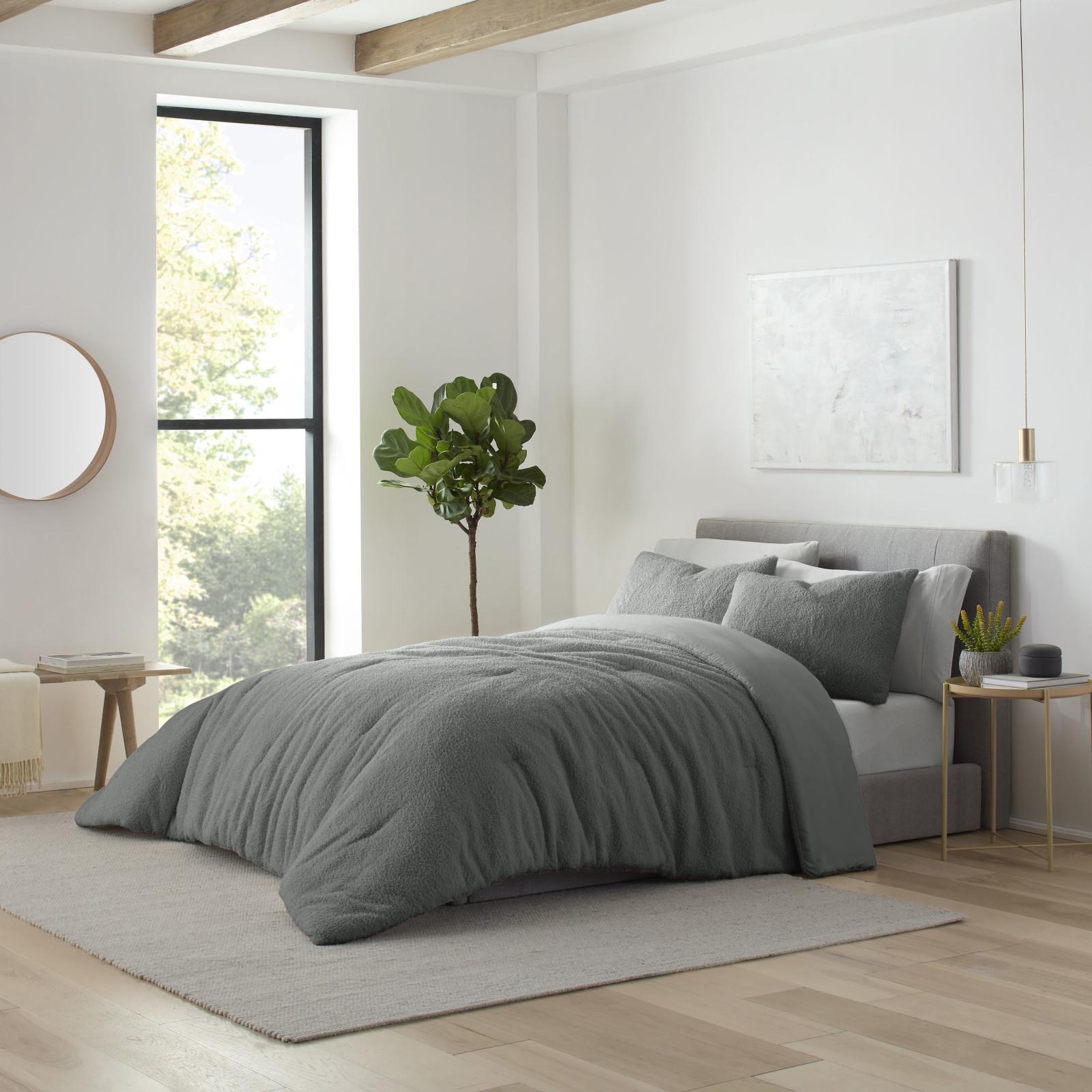 Cloud 3-Piece Comforter Set 9 Cloud 3-Piece Comforter Set