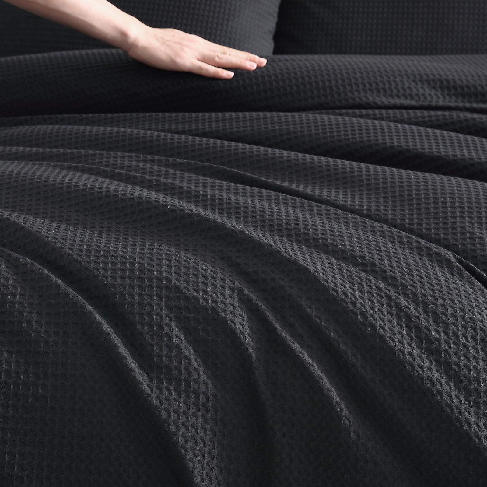 Cotton 3-Piece Duvet Set 5 Cotton 3-Piece Duvet Set