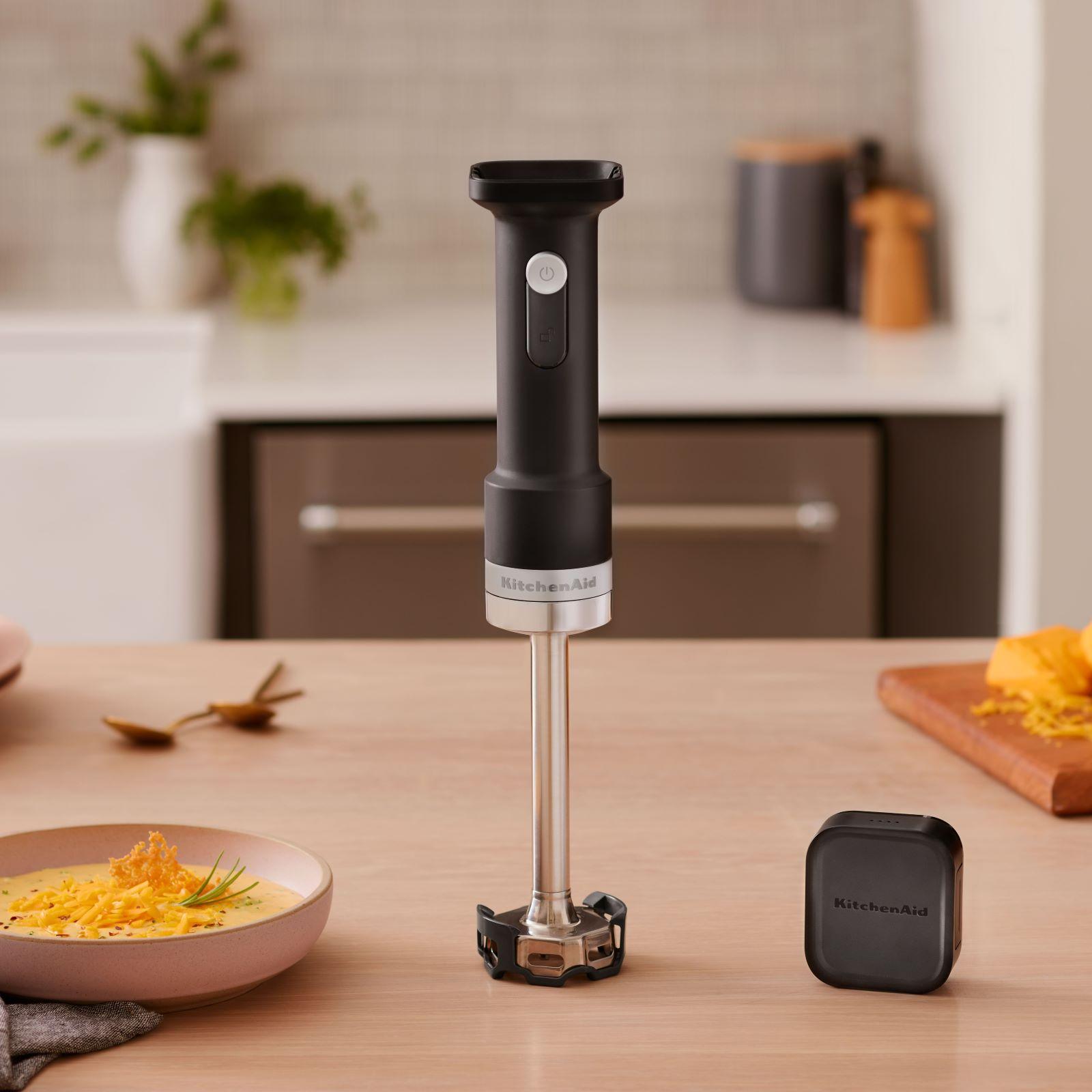 Go™ Cordless Hand Blender with Battery 7 Go™ Cordless Hand Blender with Battery