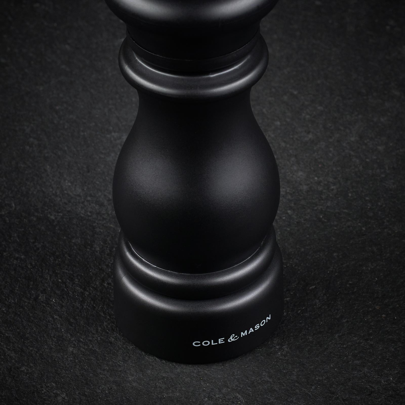 Southwold Kitchen Classic Salt & Pepper Mill Set 6 Southwold Kitchen Classic Salt & Pepper Mill Set