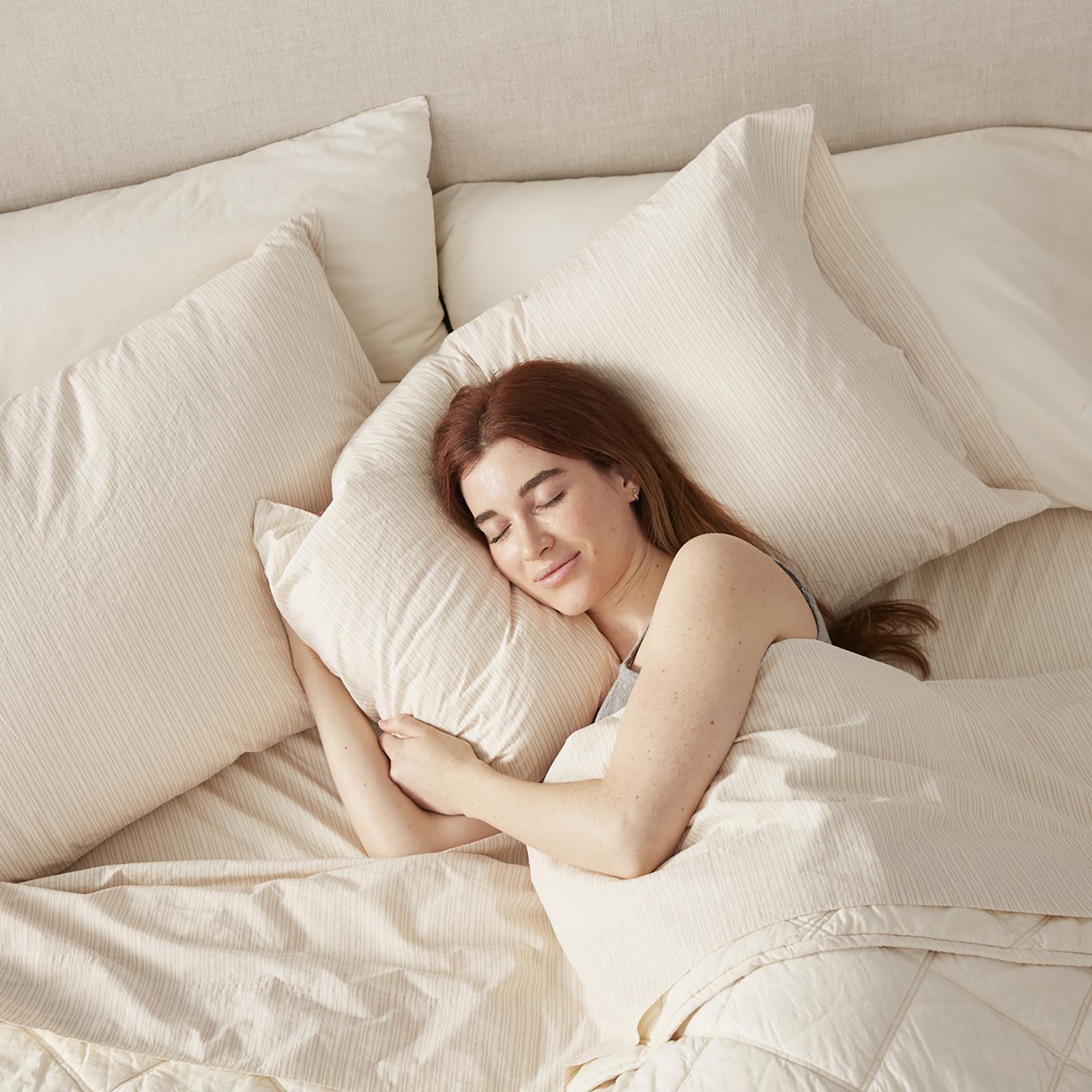Diamond-Stitched Organic Cotton Comforter 6 Diamond-Stitched Organic Cotton Comforter