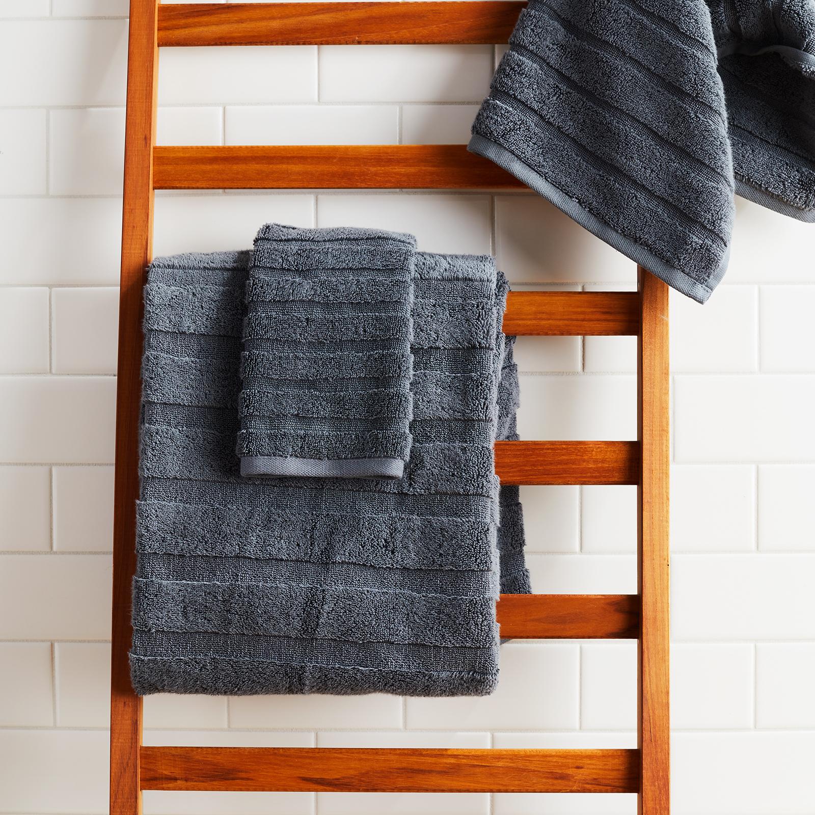 Dakota Ribbed Washcloth, Set of 2 4 Dakota Ribbed Washcloth, Set of 2
