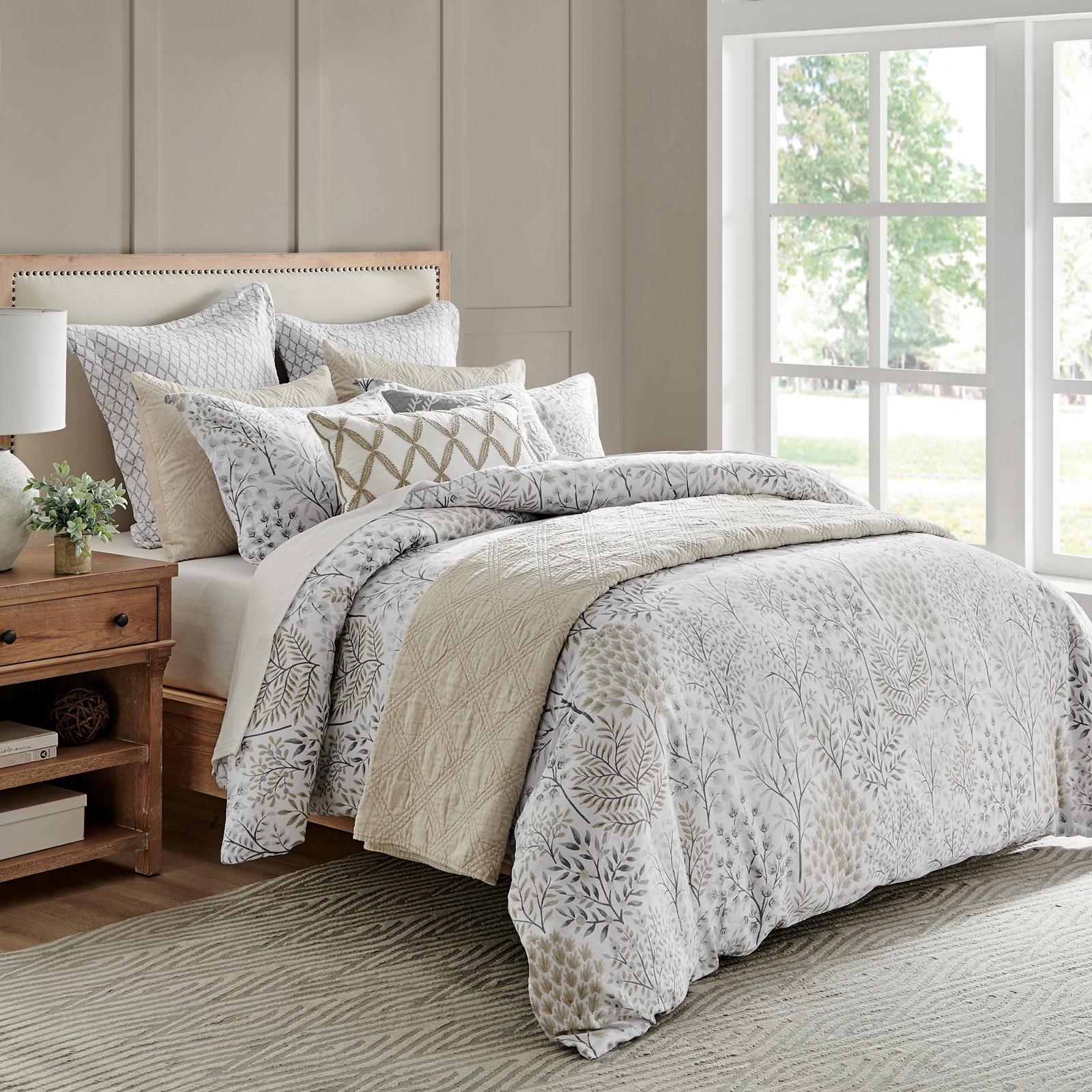 English Forest 3-Piece Comforter Set 5 English Forest 3-Piece Comforter Set