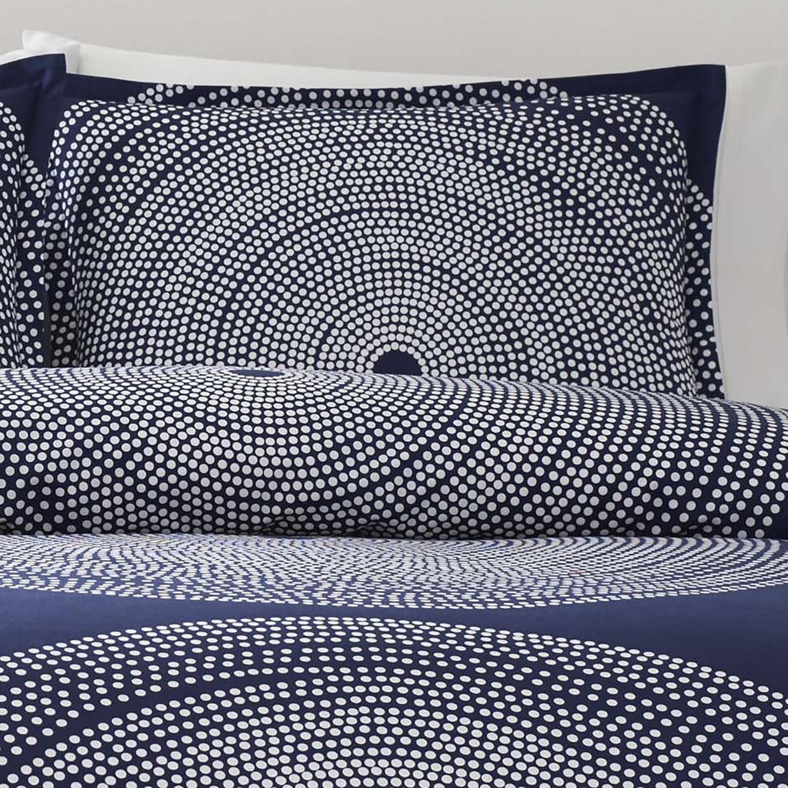 Fokus 3-Piece Comforter Set