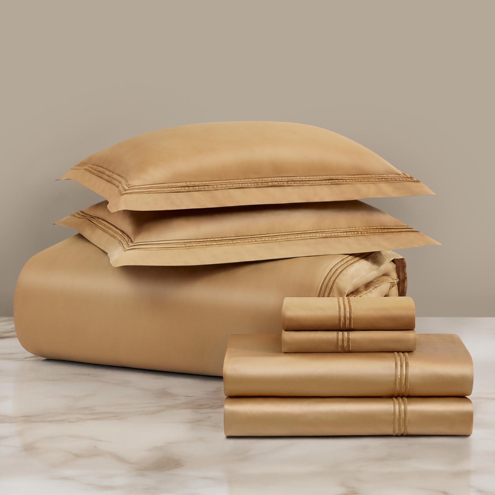 Hotel Triple Luxe Sateen 4-Piece Sheet Set 3 Hotel Triple Luxe Sateen 4-Piece Sheet Set