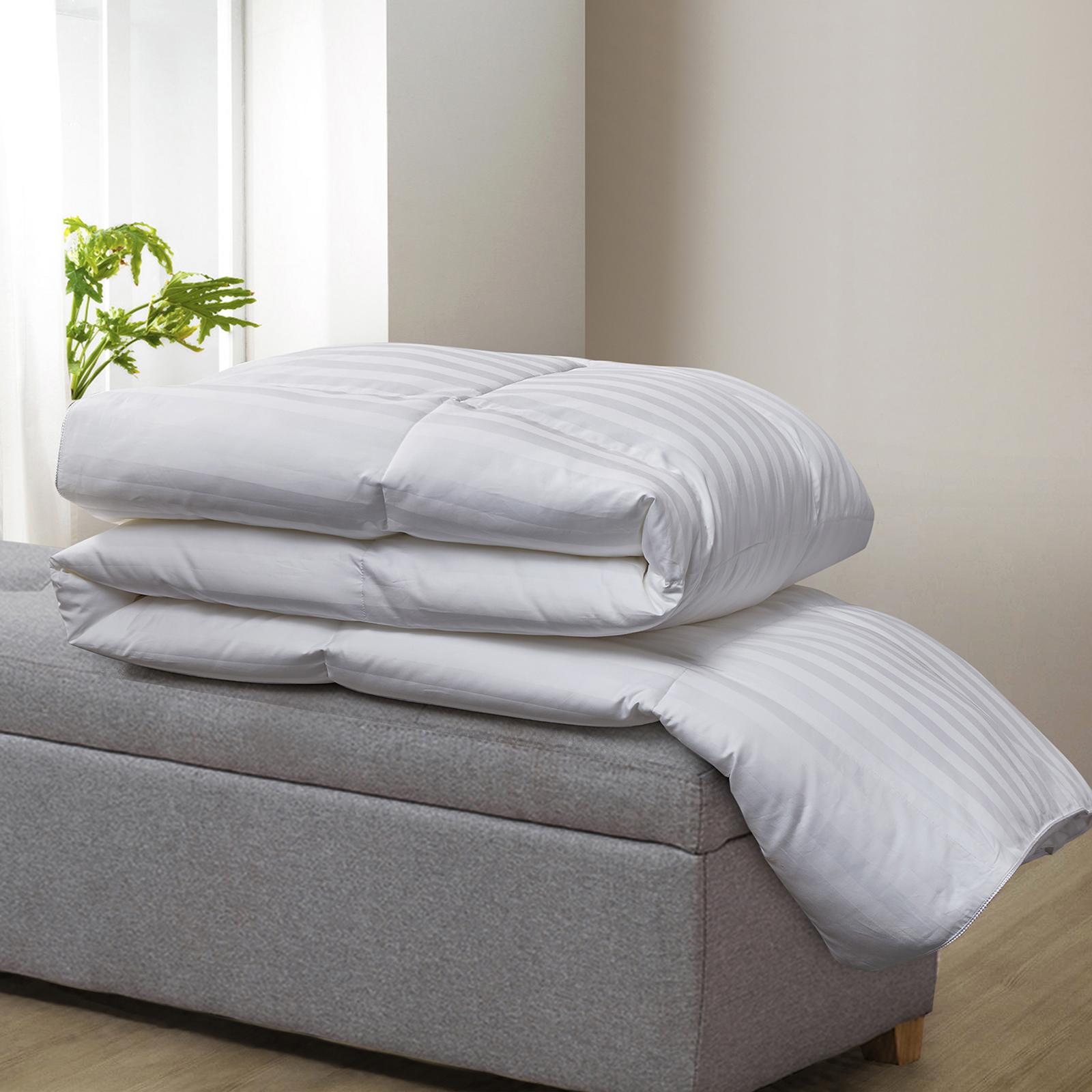 Hungarian All Season Goose Down Comforter 3 Hungarian All Season Goose Down Comforter