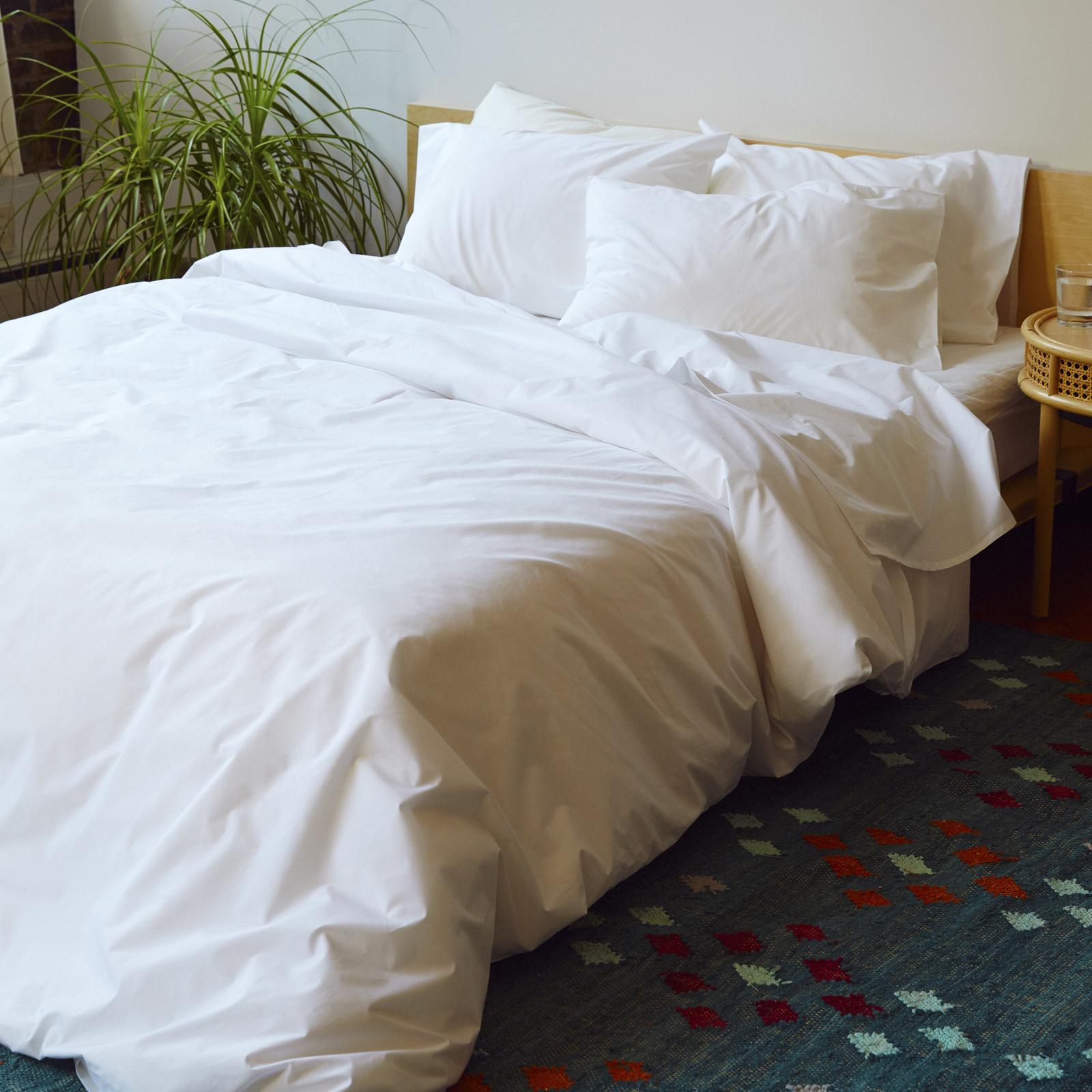 Luxe Sateen No Flat Sheet Set 5 Luxe Sateen No Flat Sheet Set