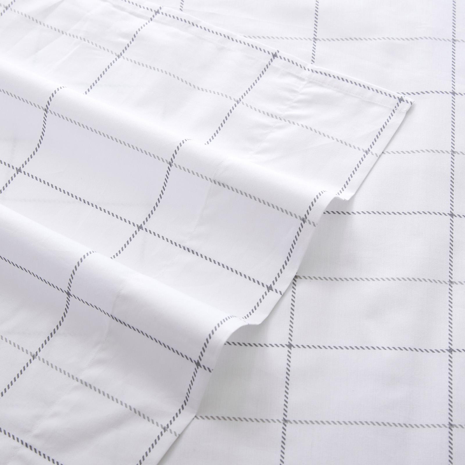 Northern Plaid 4-Piece Sheet Set 5 Northern Plaid 4-Piece Sheet Set
