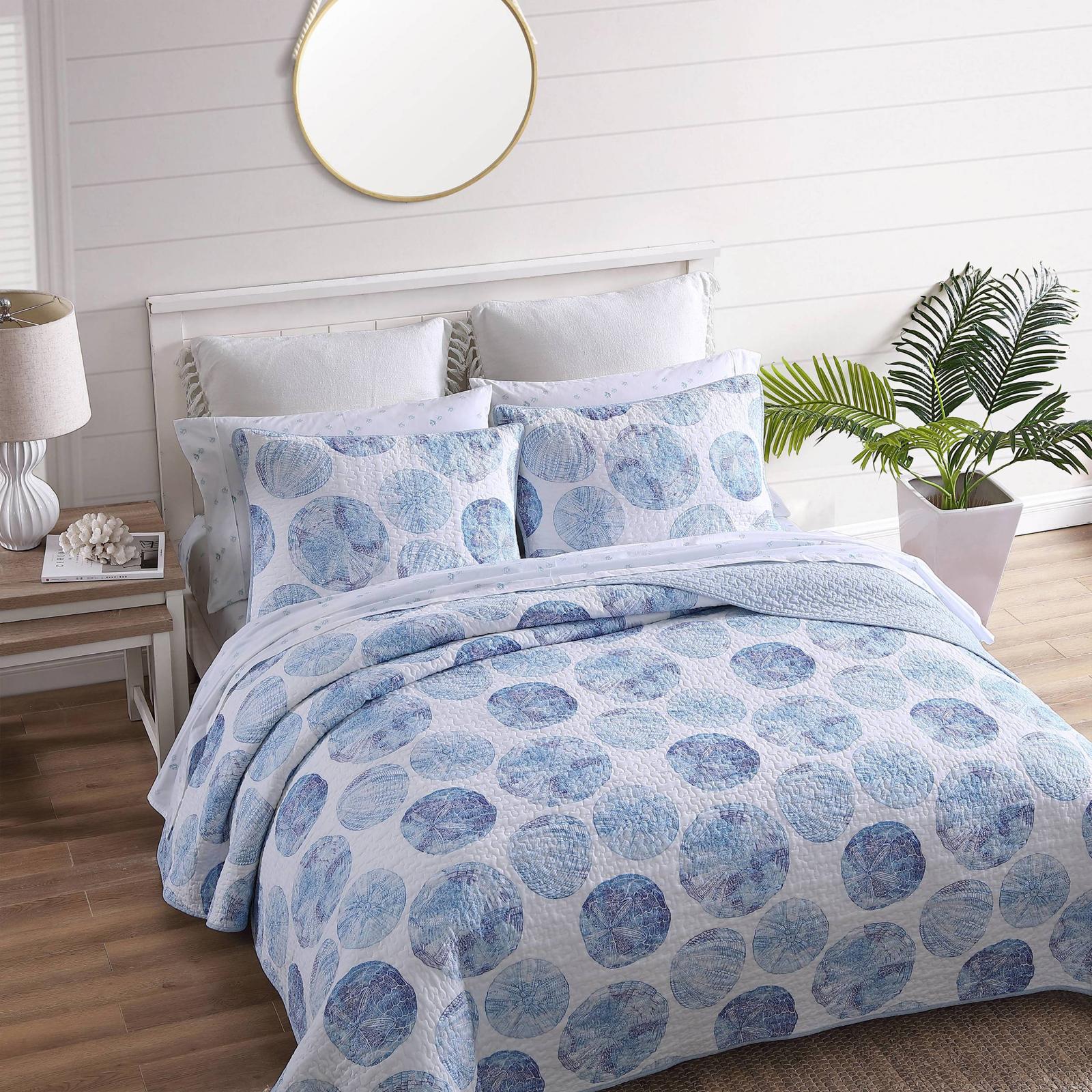 Ocean Isle 3-Piece Reversible Quilt Set 5 Ocean Isle 3-Piece Reversible Quilt Set
