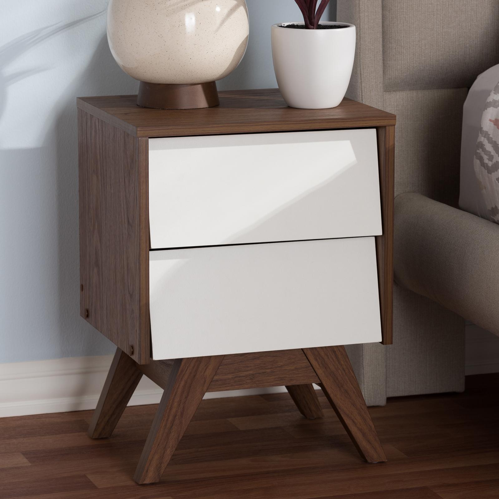 2-Drawer Nightstand 17 2-Drawer Nightstand