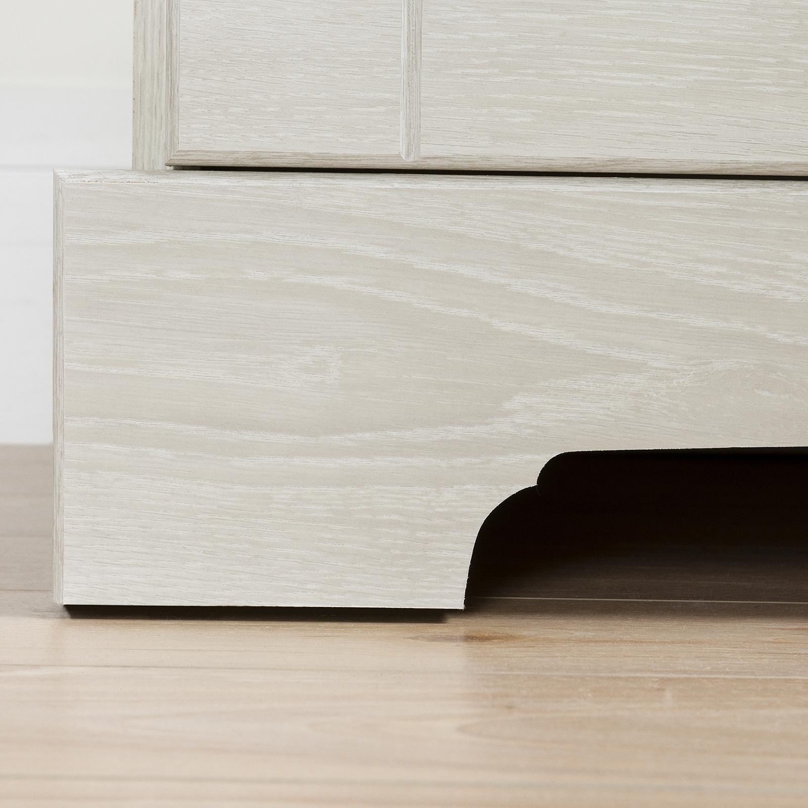 Avilla 5-Drawer Chest 5 Avilla 5-Drawer Chest