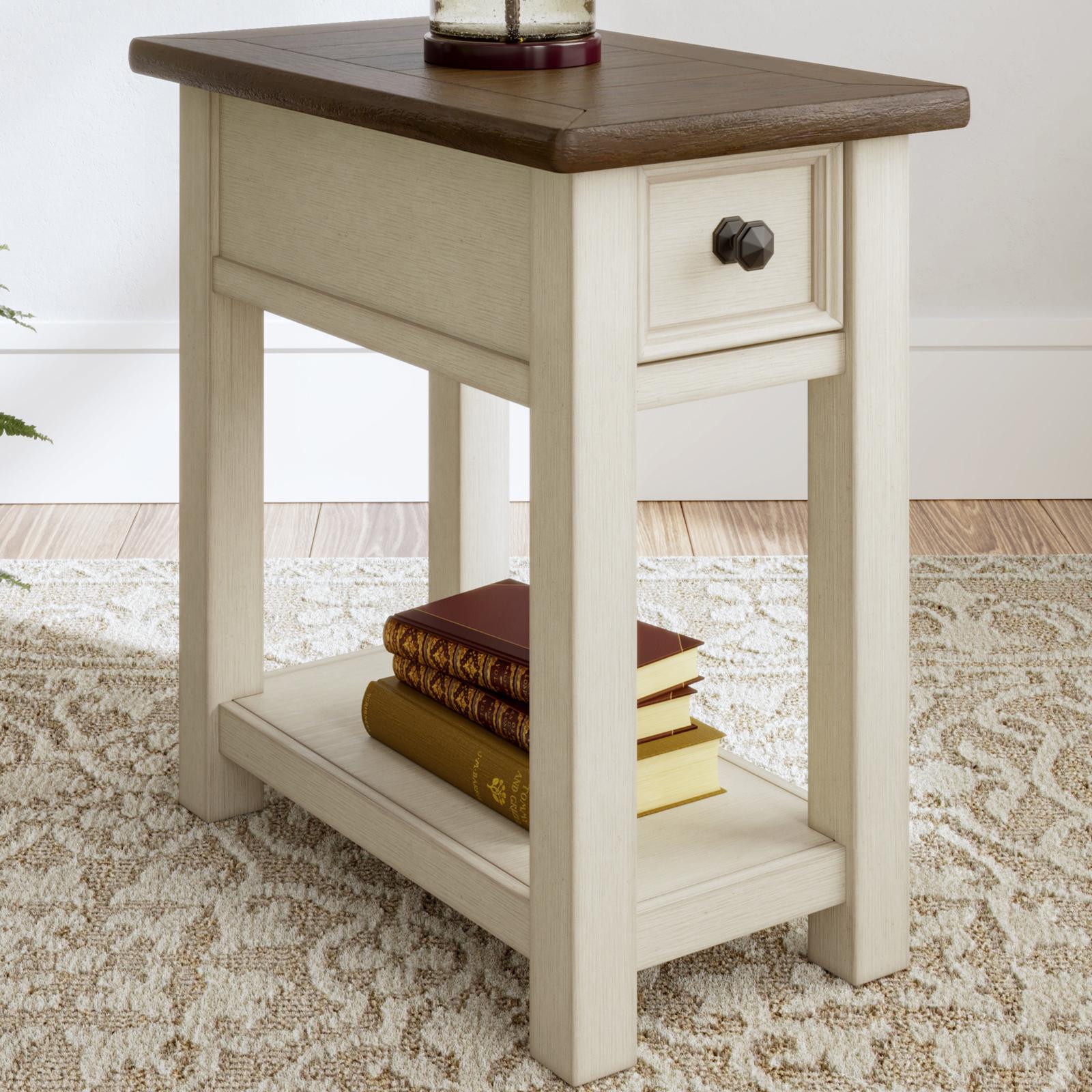 Bolanburg Chairside End Table 15 Bolanburg Chairside End Table
