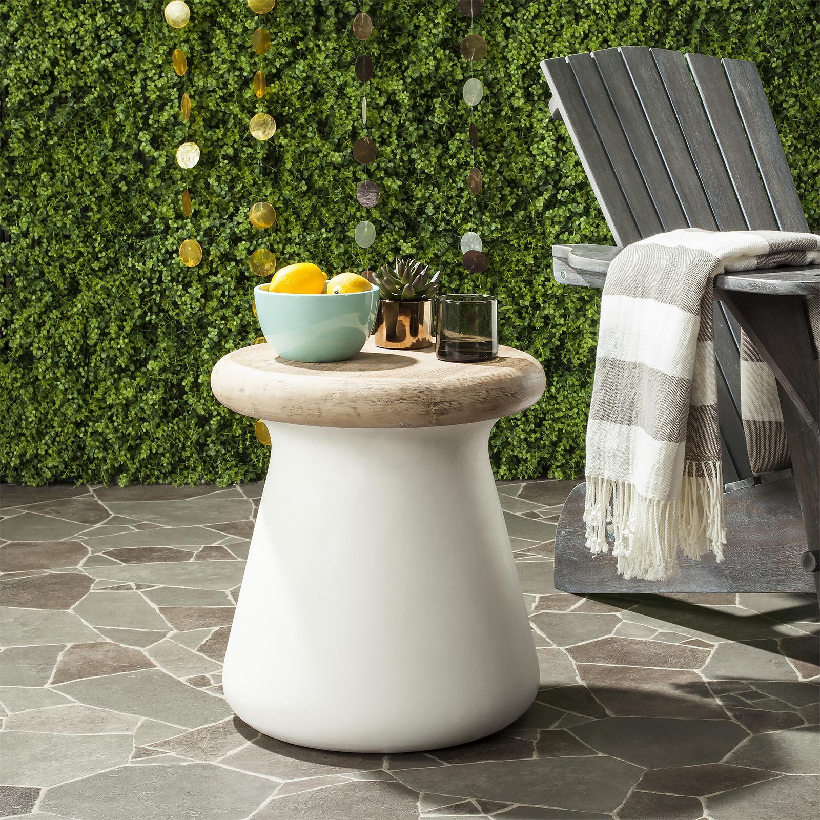 Button Modern Indoor/Outdoor Accent Table 2 Button Modern Indoor/Outdoor Accent Table