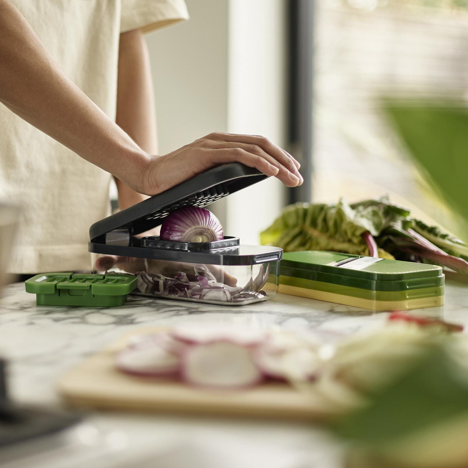 Multi-Prep Compact 4-in-1 Salad Preparation Set 1 Multi-Prep Compact 4-in-1 Salad Preparation Set