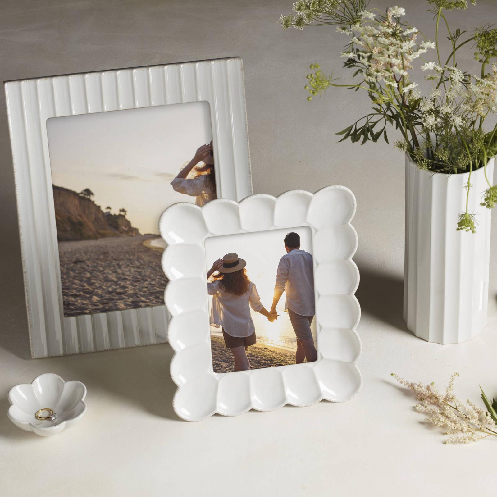 French Perle 5x7 Scallop Frame 8 French Perle 5x7 Scallop Frame