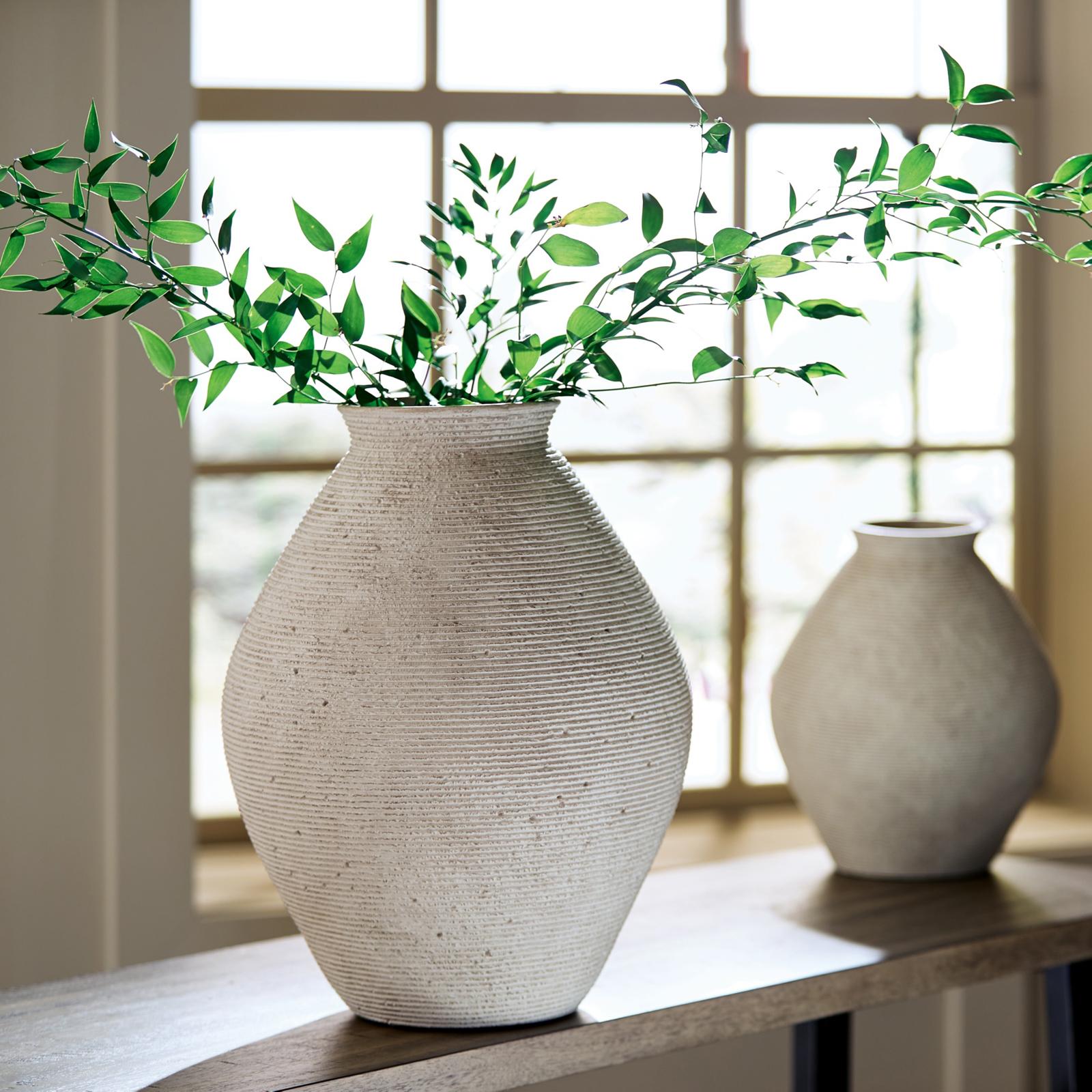 Hannela Vase 2 Hannela Vase
