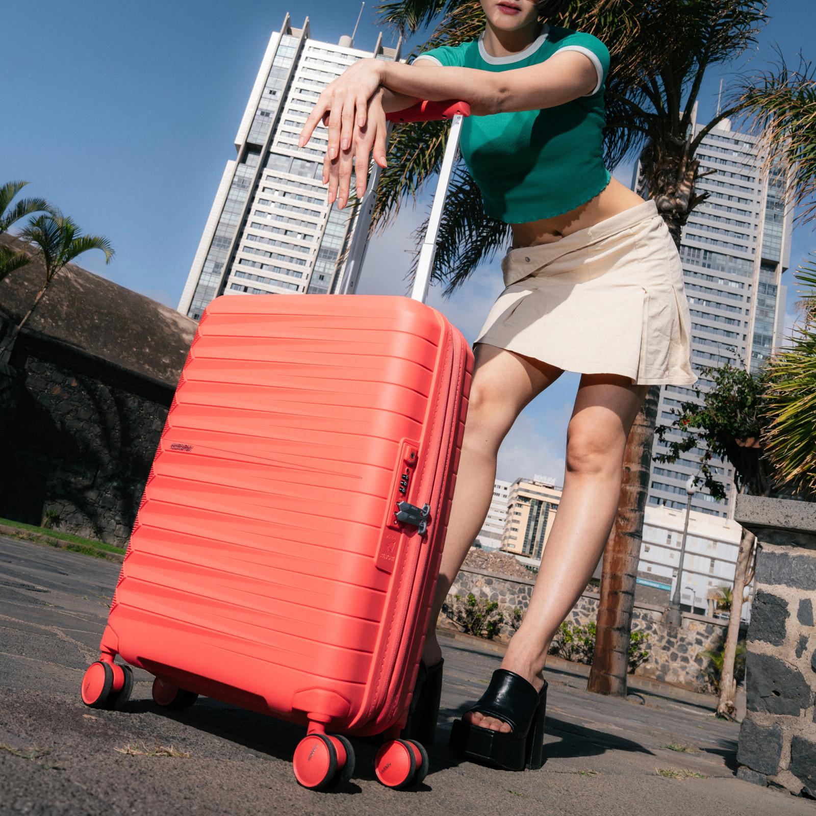 FastForward Expandable Carry-On Spinner 6 FastForward Expandable Carry-On Spinner