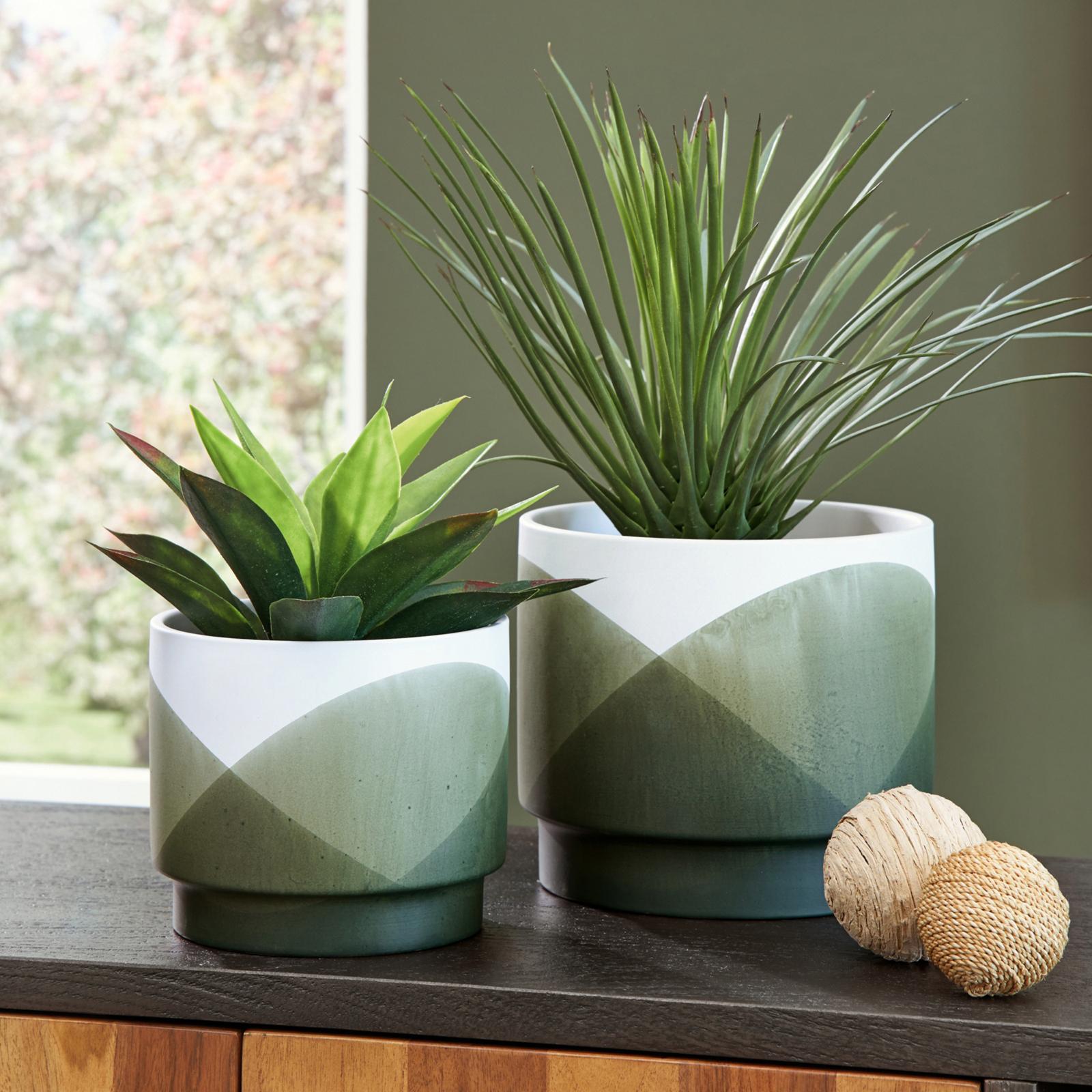 Ardenridge 2-Piece Planter Set