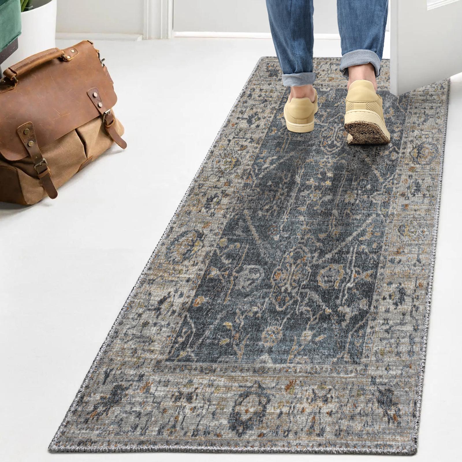Brandy Rustic Border Low-Pile Runner Rug