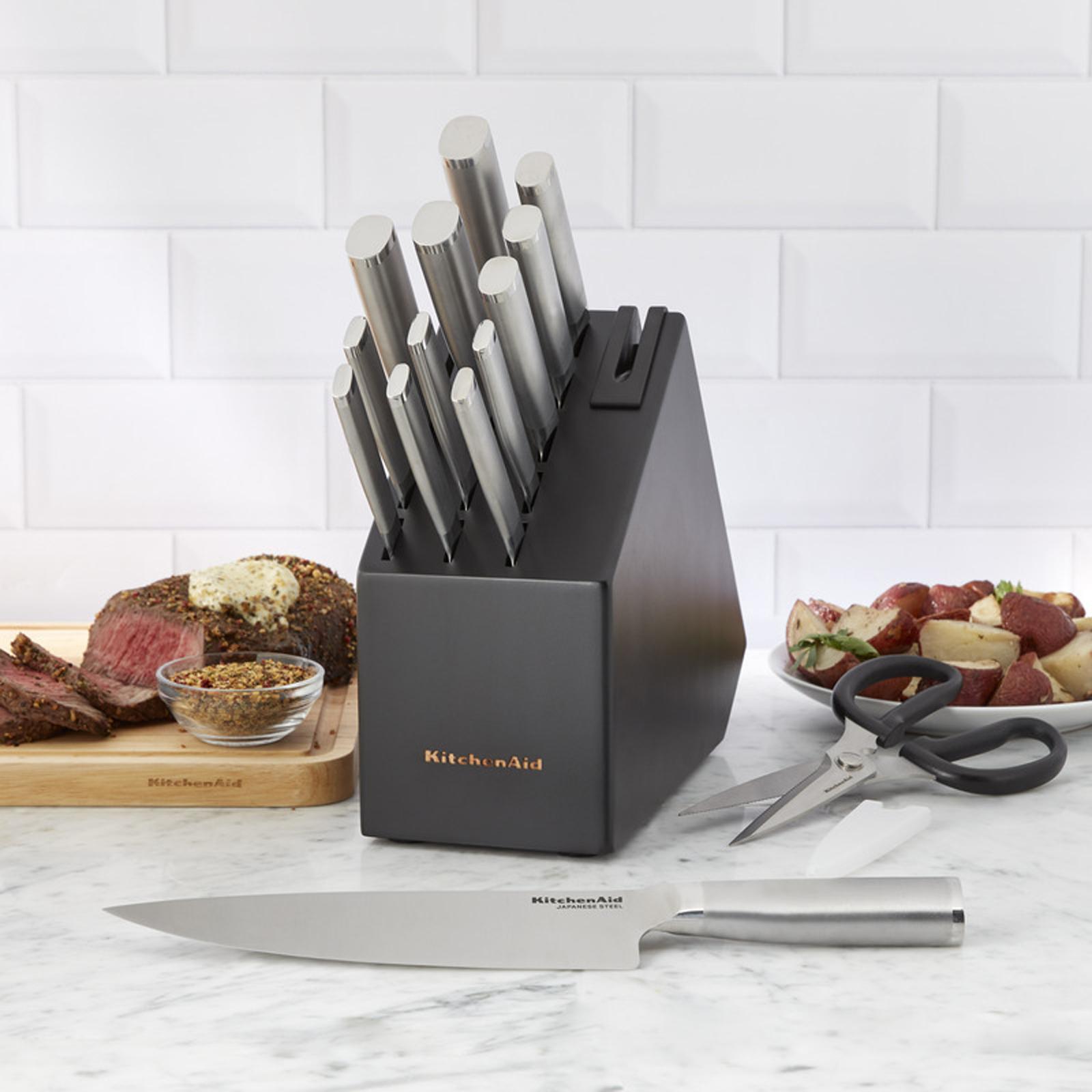 Gourmet 15-Piece Knife Block Set 1 Gourmet 15-Piece Knife Block Set