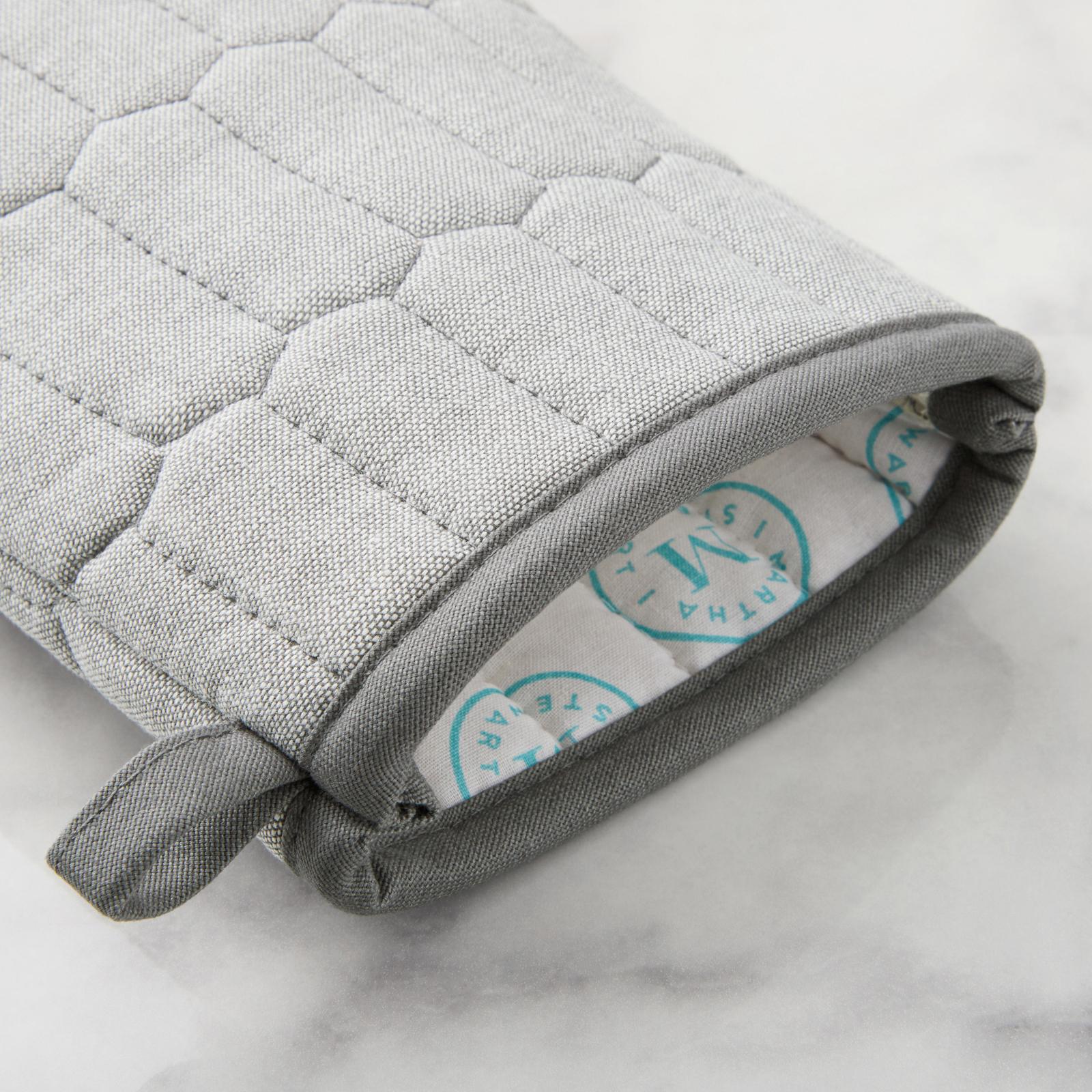 Honeycomb Chambray Oven Mitt, Set of 2 4 Honeycomb Chambray Oven Mitt, Set of 2