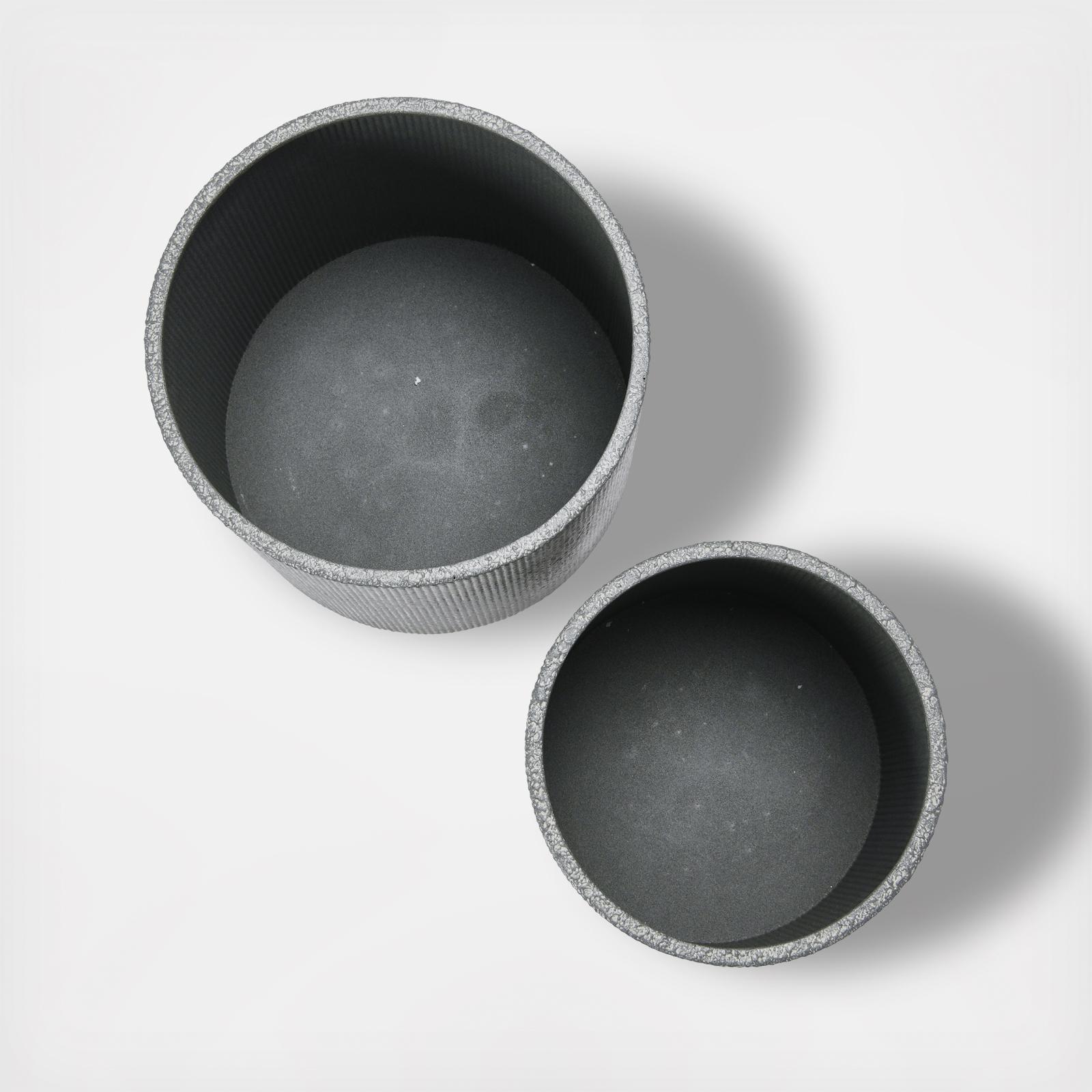 Modern Boho Embossed 4-Piece Metal Planter Set 3 Modern Boho Embossed 4-Piece Metal Planter Set