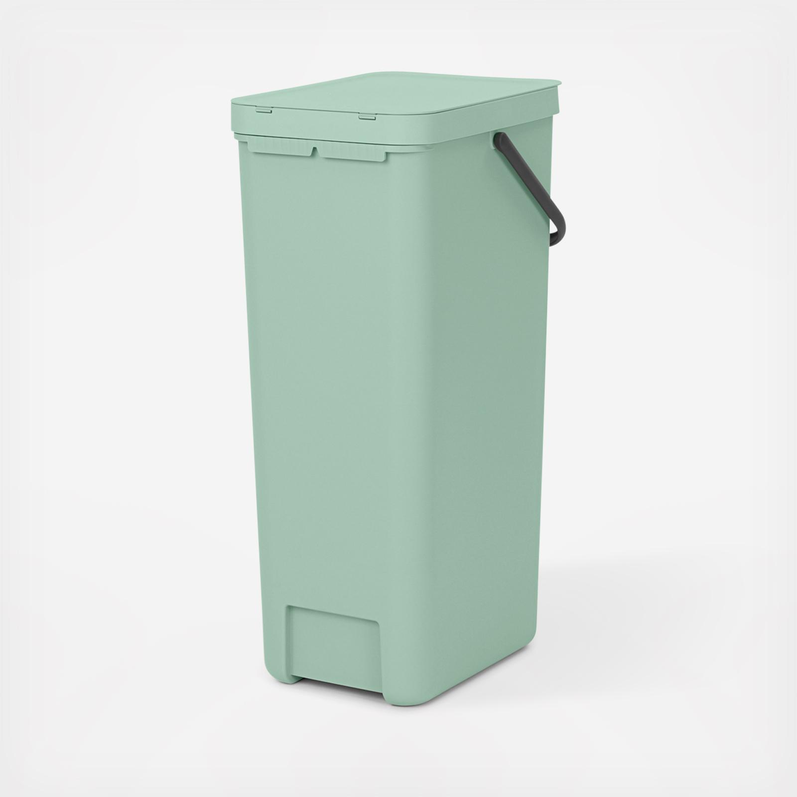 Sort & Go 40-Liter Recycle Bin 7 Sort & Go 40-Liter Recycle Bin