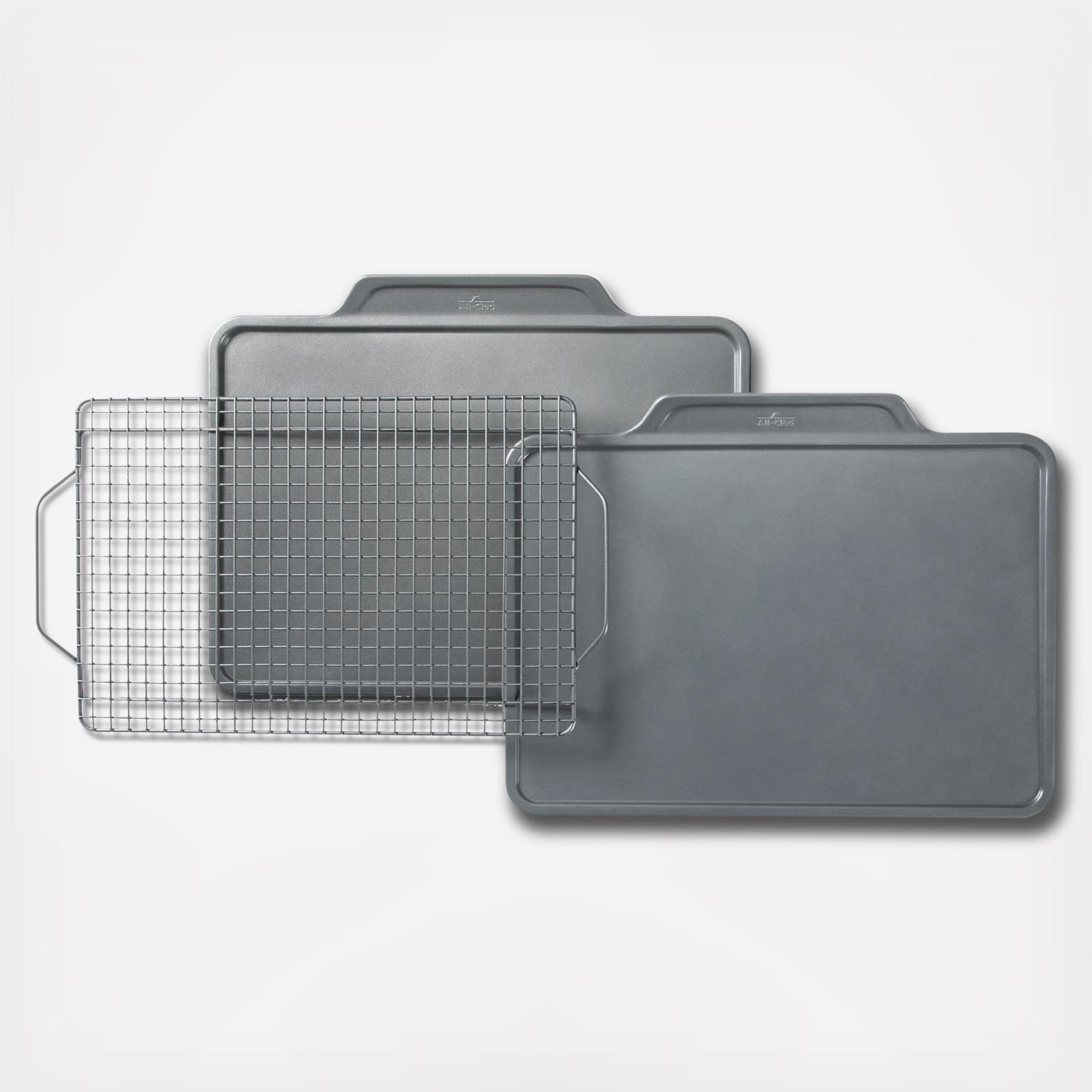 Pro-Release 3-Piece Bakeware Set 4 Pro-Release 3-Piece Bakeware Set