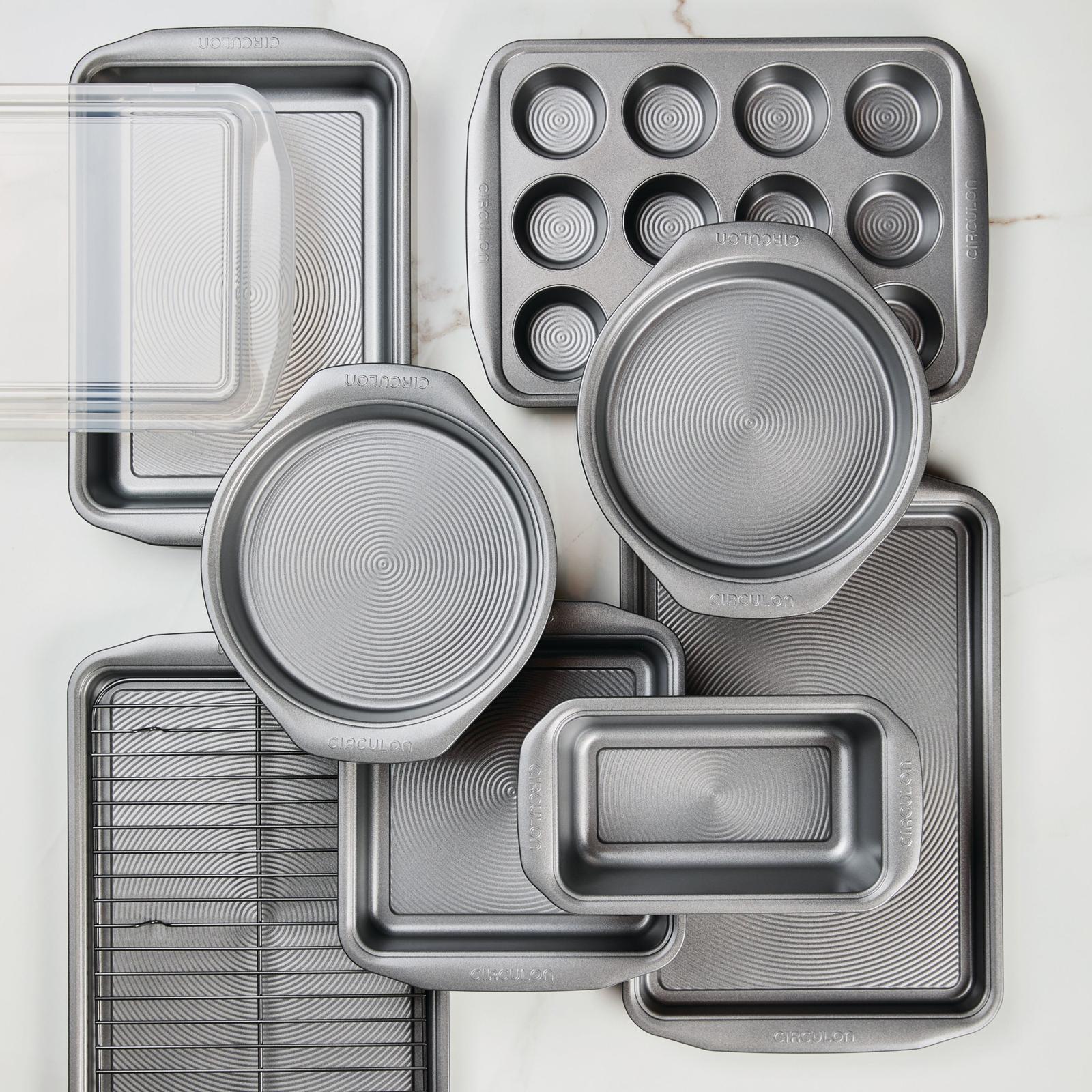 Nonstick 10-Piece Bakeware Set 4 Nonstick 10-Piece Bakeware Set