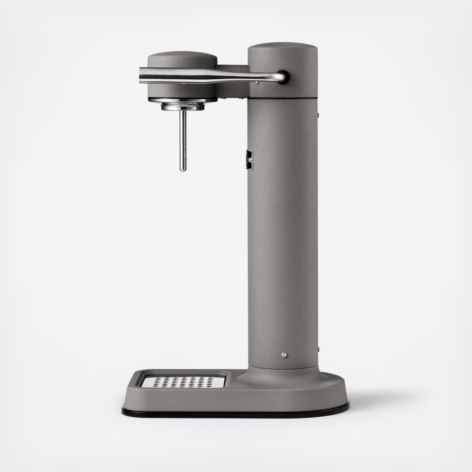 Carbonator 3 with Co2 Cylinder 6 Carbonator 3 with Co2 Cylinder