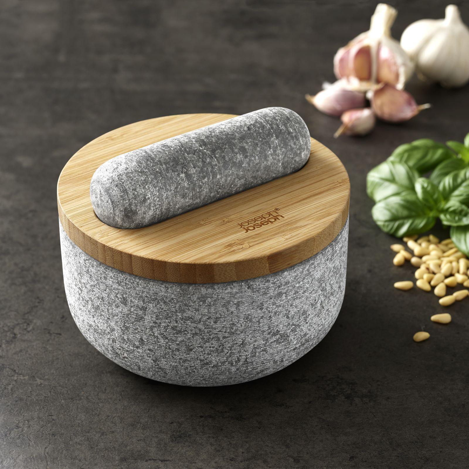 Dash Pestle & Mortar with Lid 1 Dash Pestle & Mortar with Lid