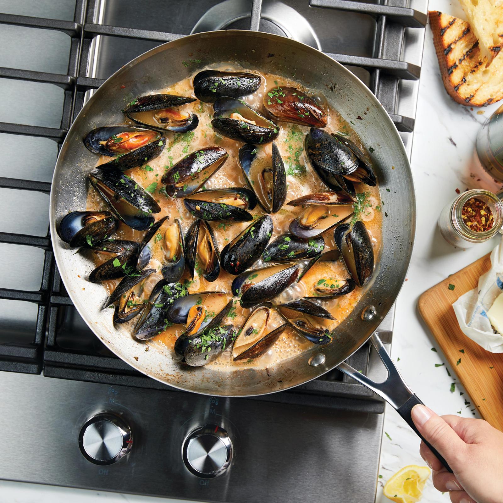 Stainless Steel Frying Pan 2 Stainless Steel Frying Pan