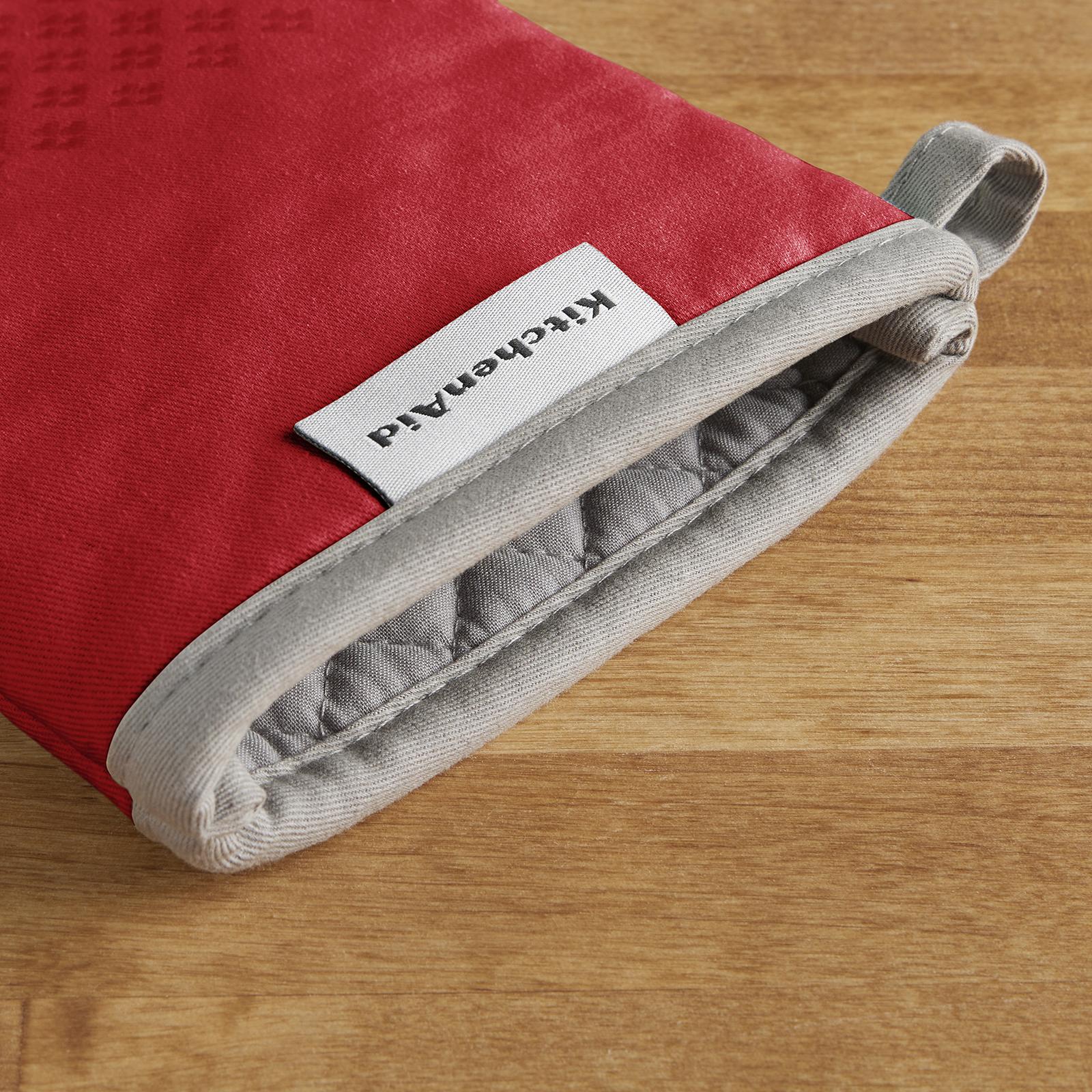 Asteroid Oven Mitt, Set of 2 3 Asteroid Oven Mitt, Set of 2
