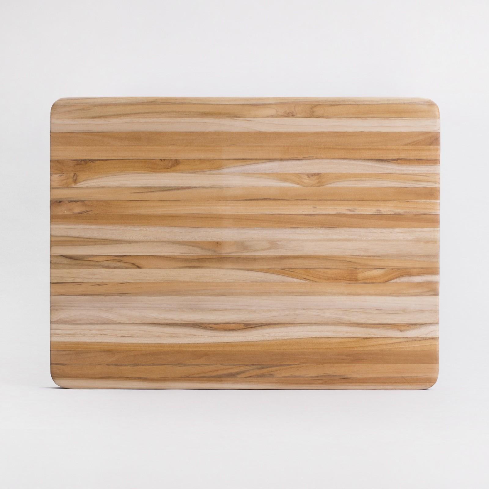 Traditional Cutting Board with Hand Grips 3 Traditional Cutting Board with Hand Grips