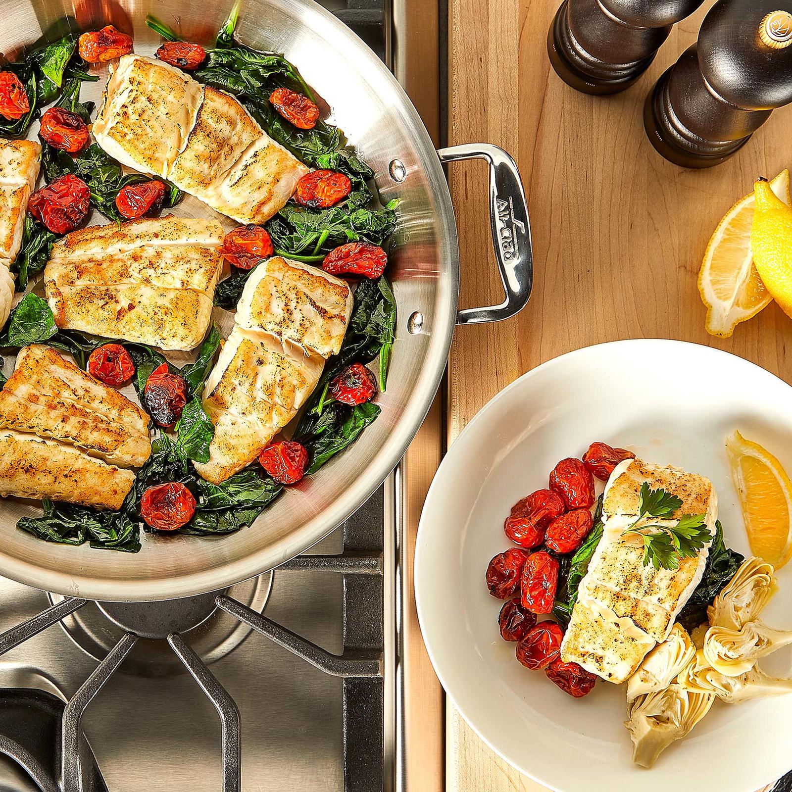 D3 Stainless Universal Pan with lid 7 D3 Stainless Universal Pan with lid
