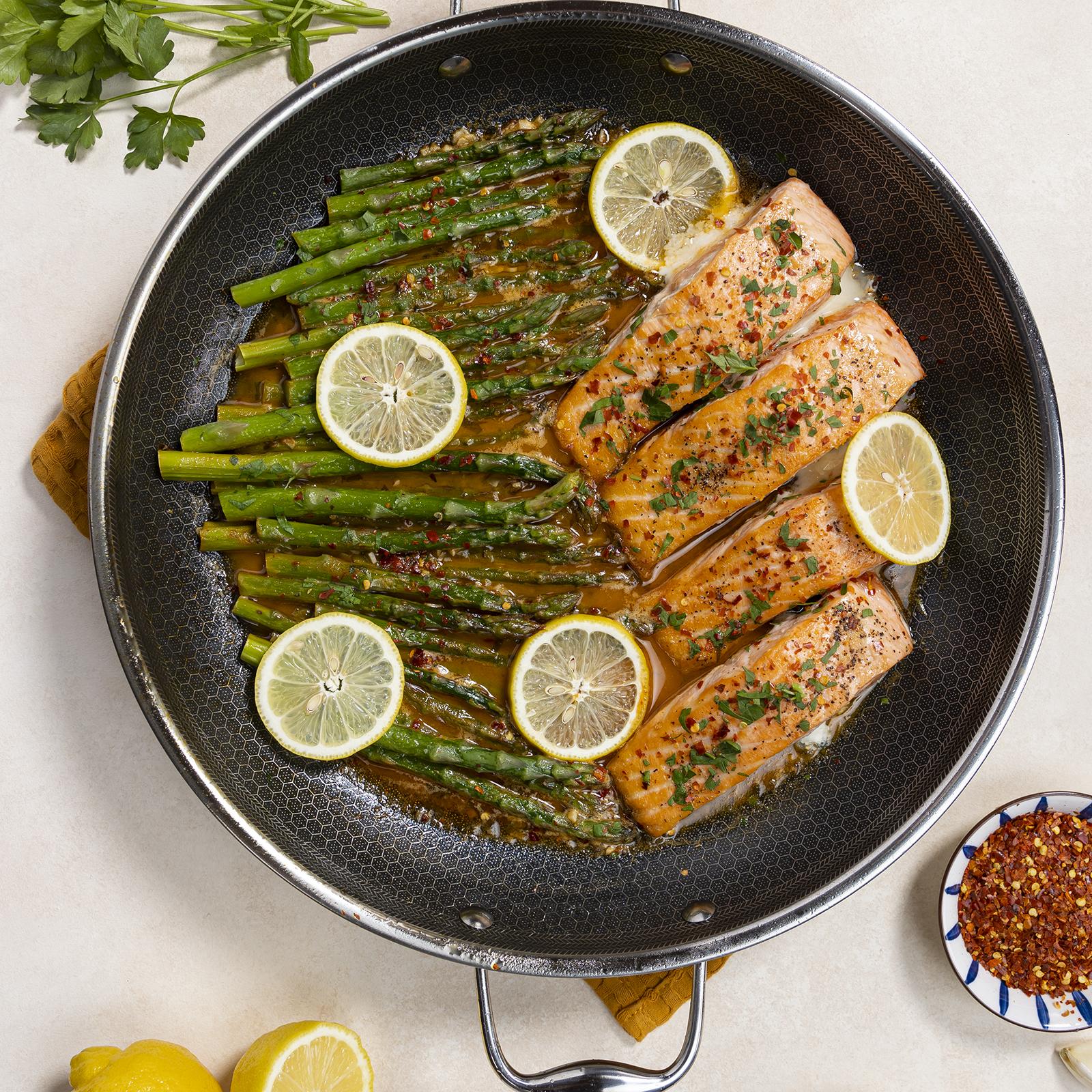 14-Inch Frying Pan & Lid Set 1 14-Inch Frying Pan & Lid Set