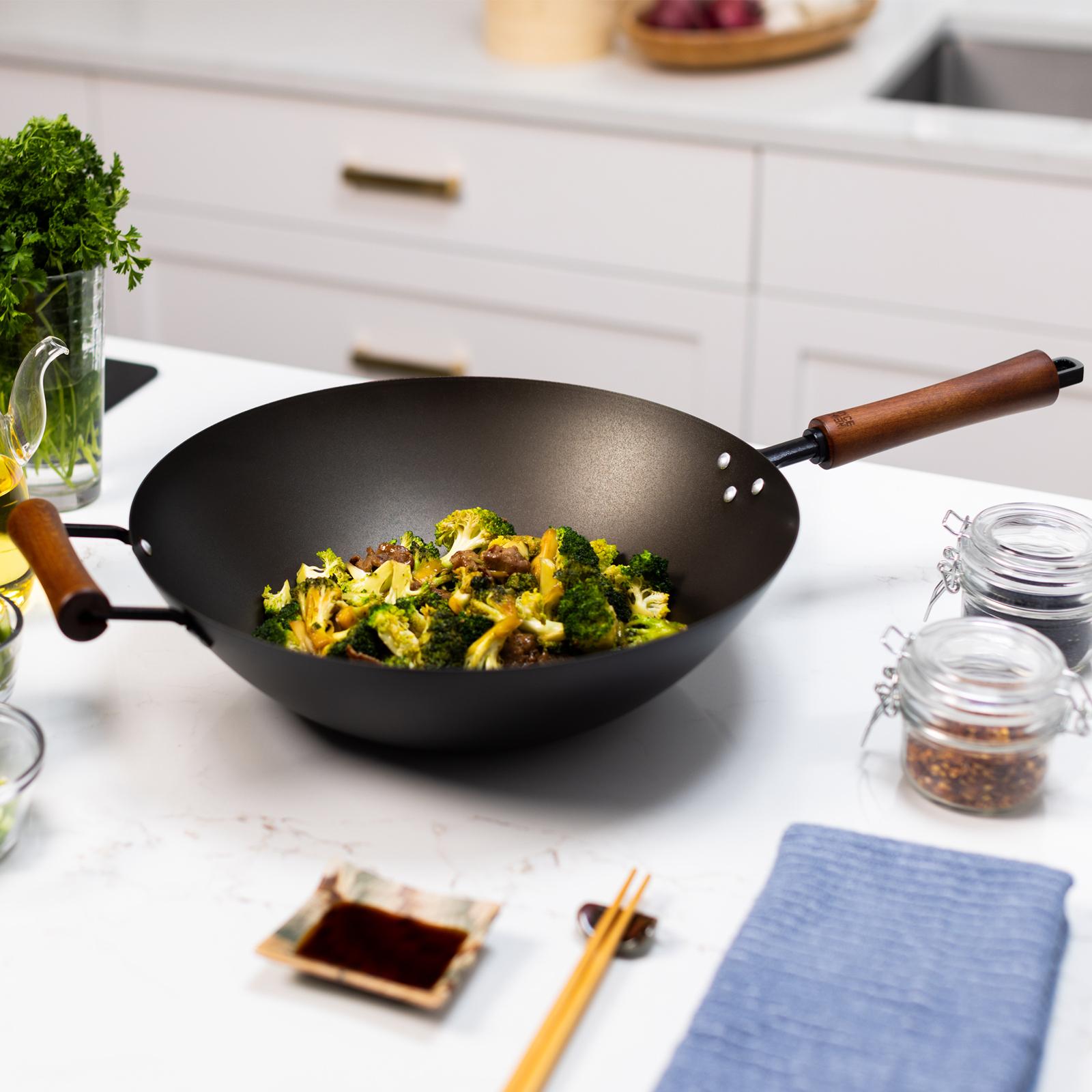 Classic Series Carbon Steel Preseasoned Wok 1 Classic Series Carbon Steel Preseasoned Wok