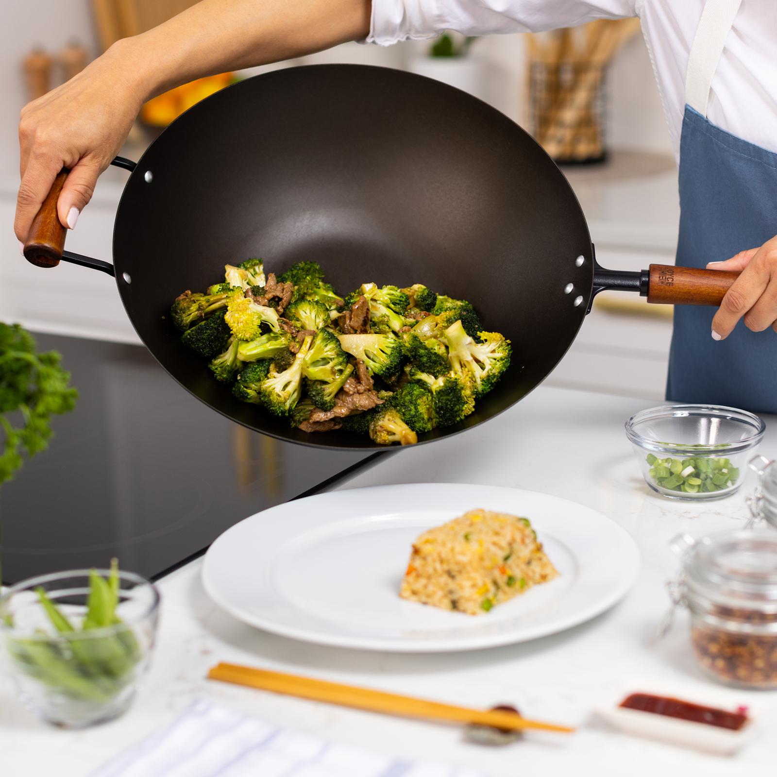 Classic Series Carbon Steel Preseasoned Wok 3 Classic Series Carbon Steel Preseasoned Wok