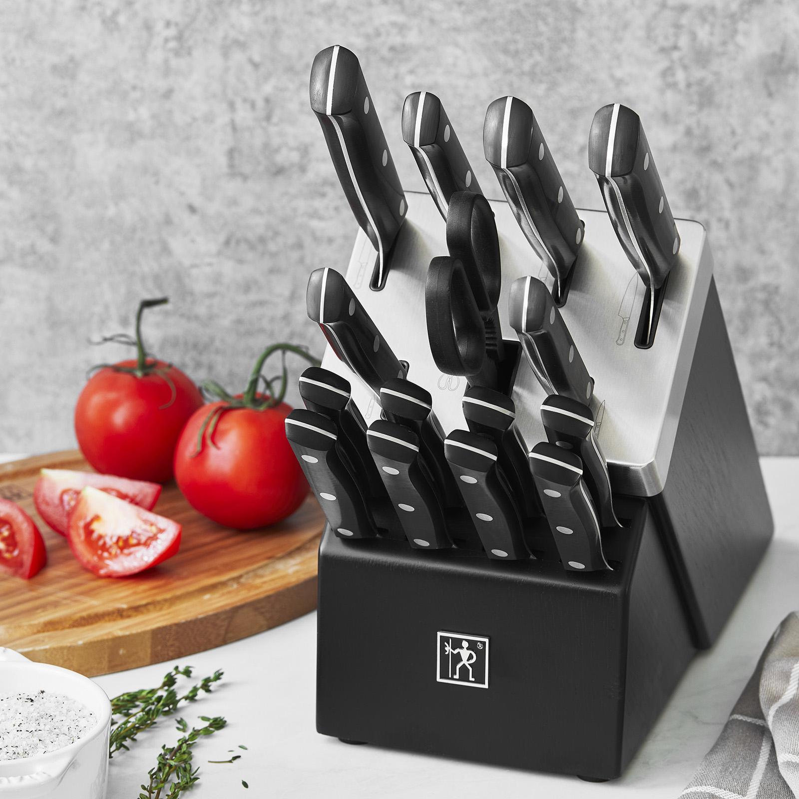 Solution 16-Piece Self-Sharpening Knife Block Set 3 Solution 16-Piece Self-Sharpening Knife Block Set